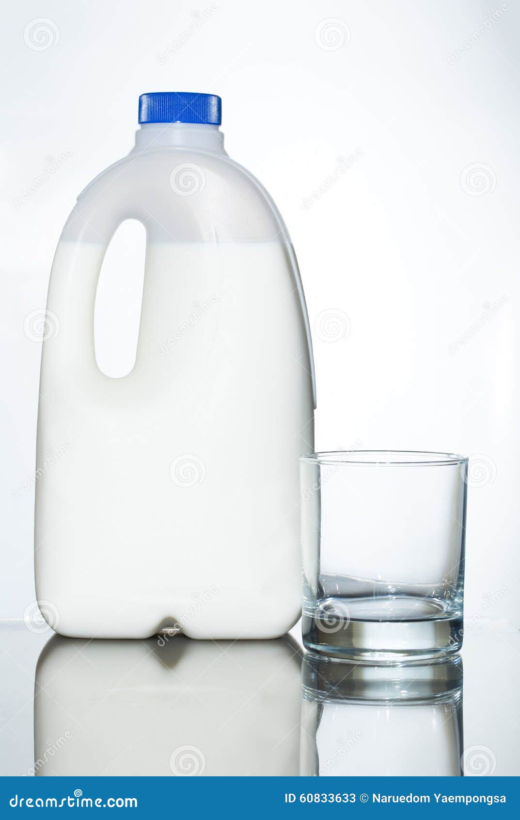 Empty glass milk bottle hi-res stock photography and images - Alamy