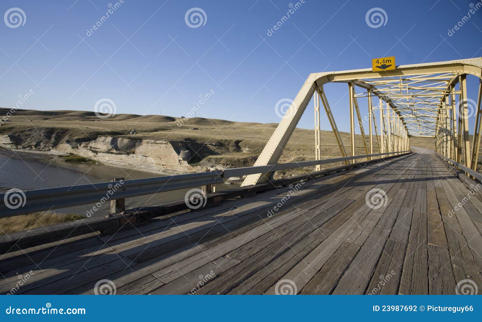 Milk River Alberta Badlands Stock Photo Image of hike, scene 23987692