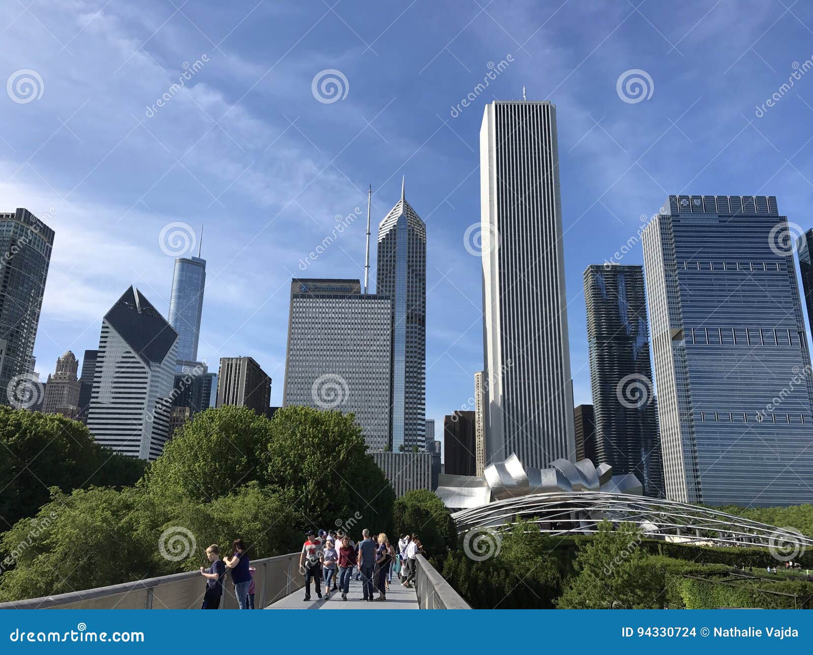 Millenium park editorial stock image. Image of skyscrapers 94330724