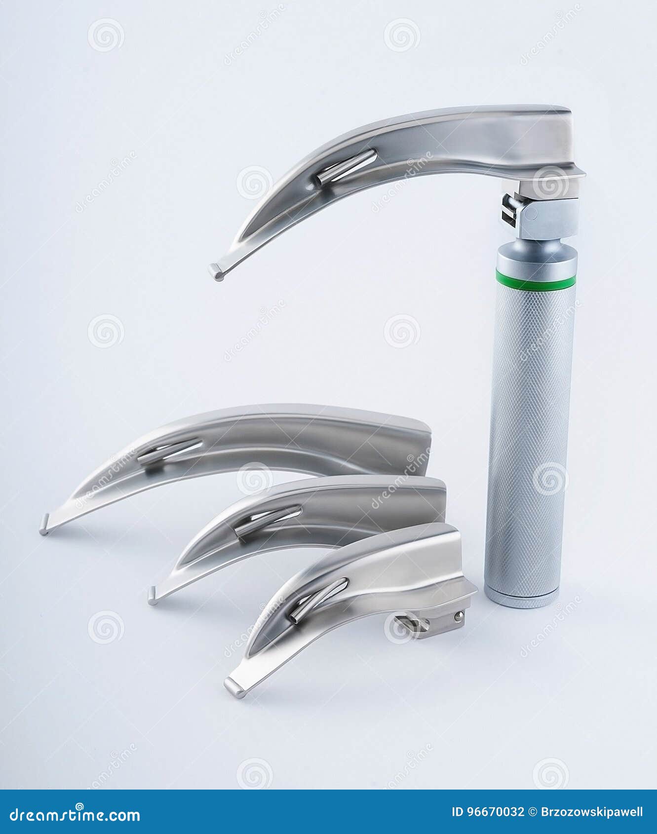 Miller Laryngoscope Set fotografia stock. Immagine di arresto 96670032