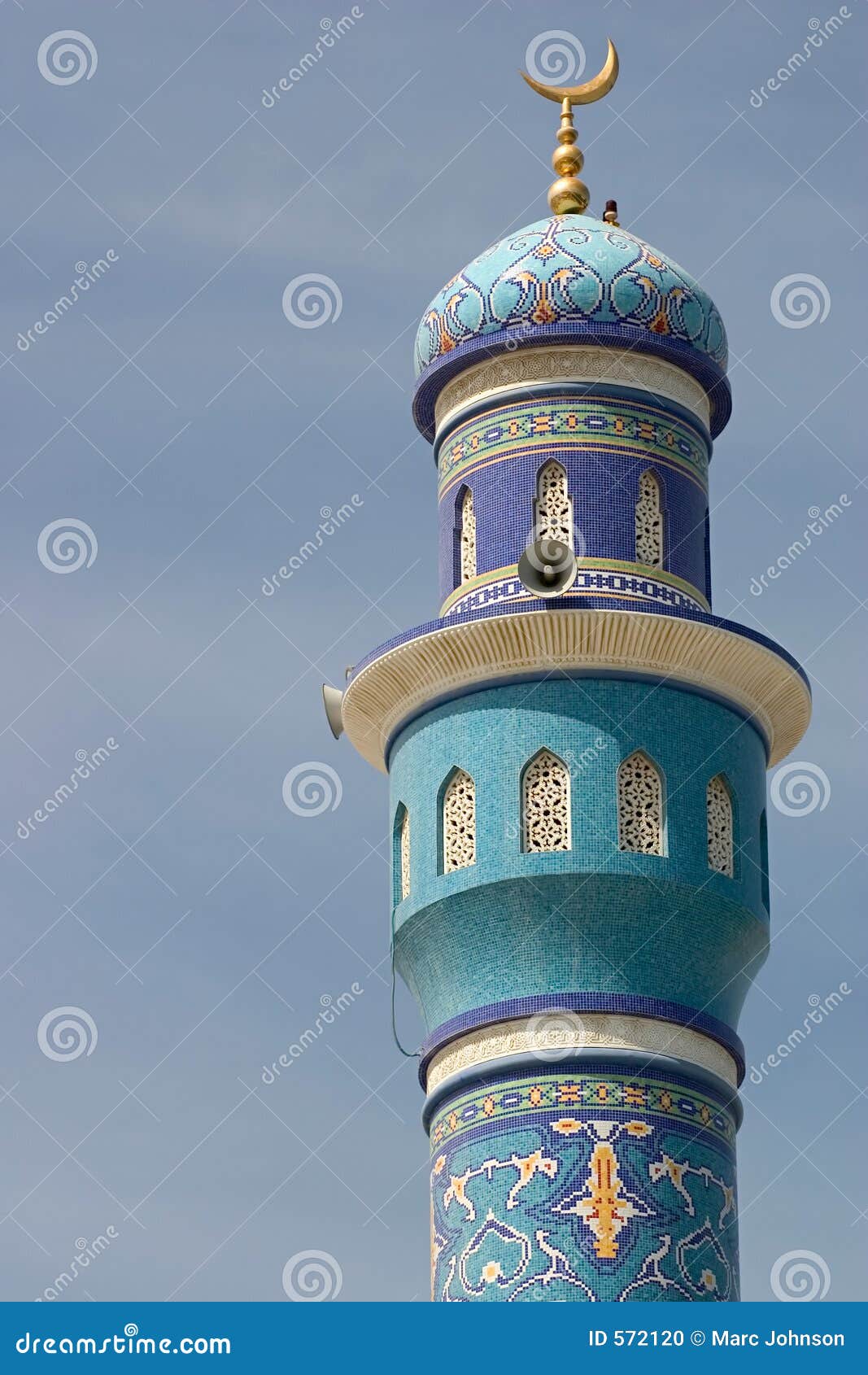 minaret muttrah