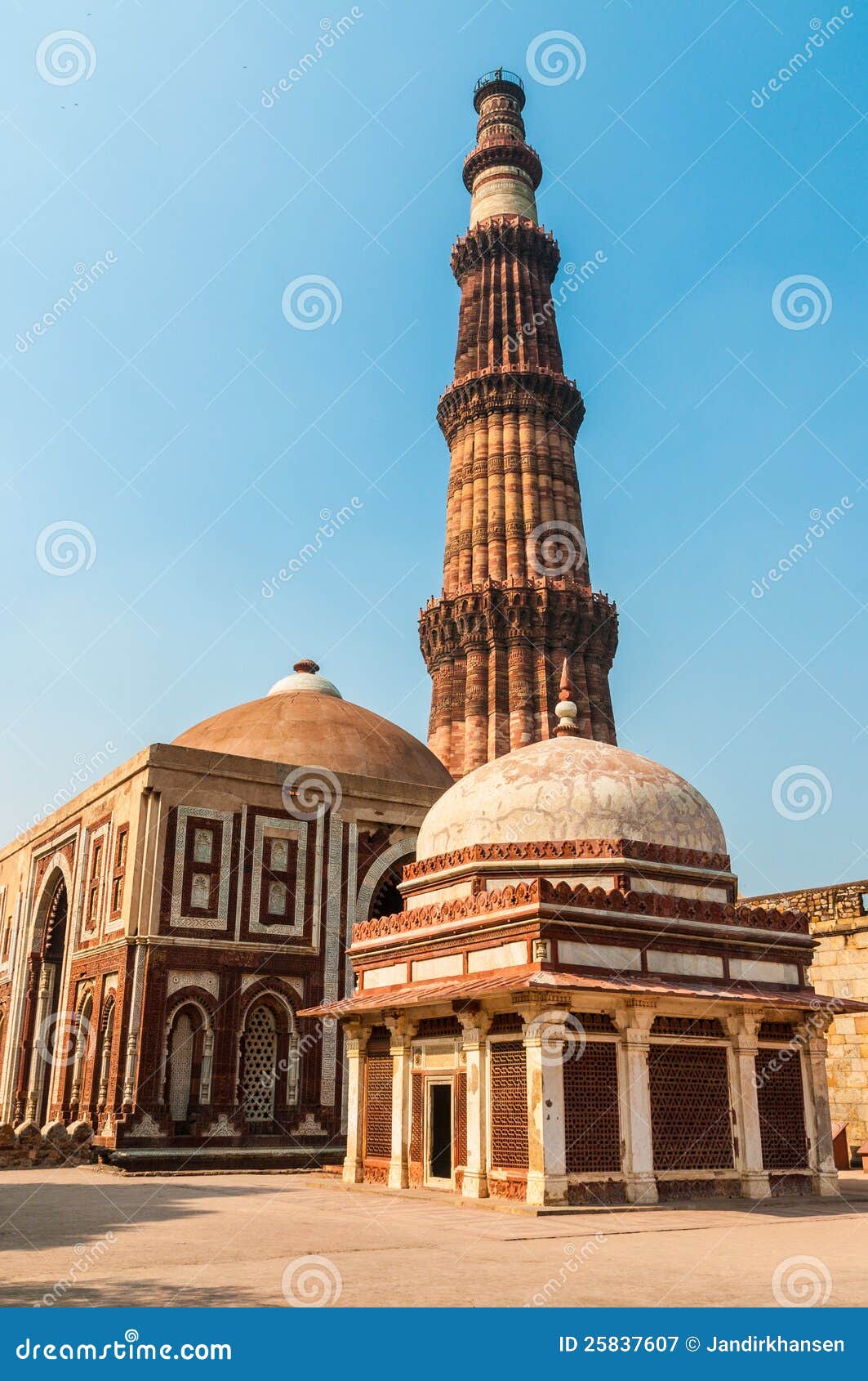 The Minaret of Qutub Minar in Delhi Stock Image Image of tall, tower