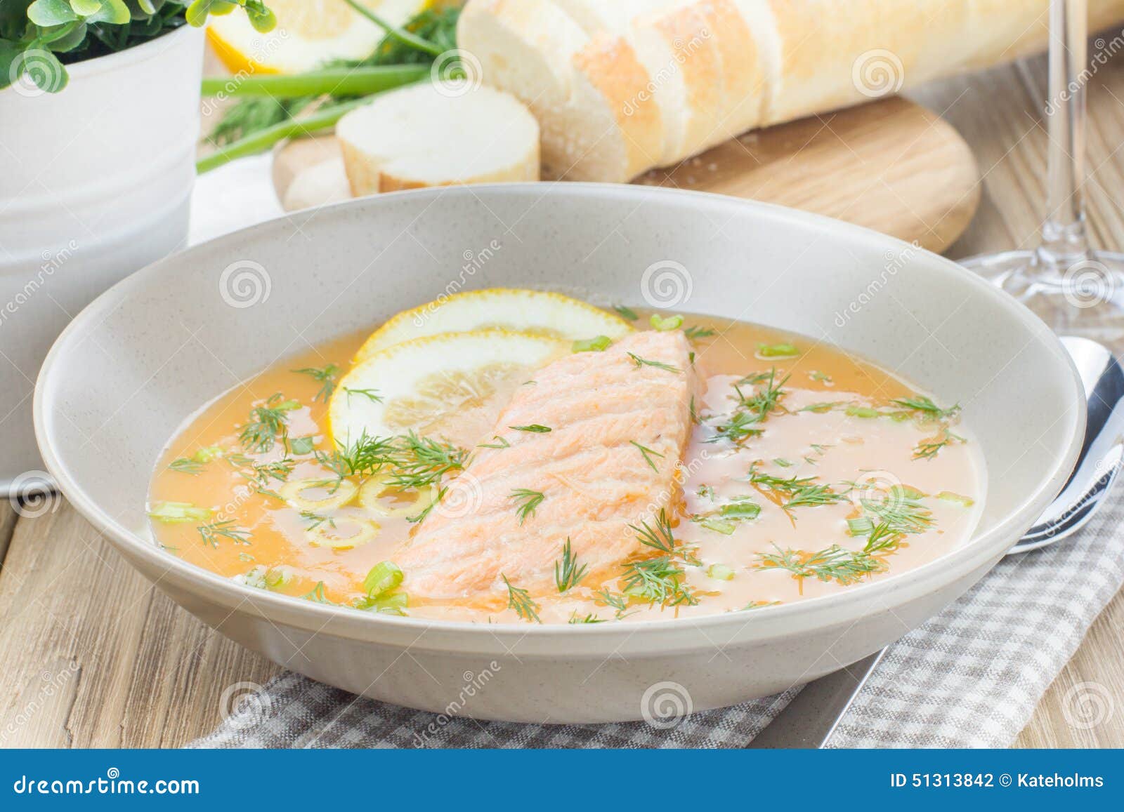 Уха молочная из форели