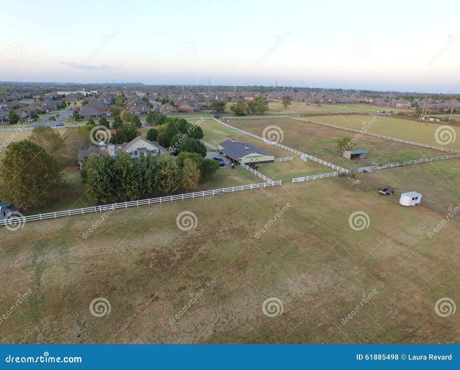 Mini Ranchette foto de archivo. Imagen de rancho, mini 61885498