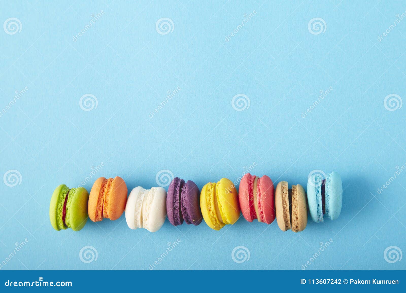 Mini Tortowy Macaron Lub Macaroon Zdjęcie Stock - Obraz złożonej z beza ...