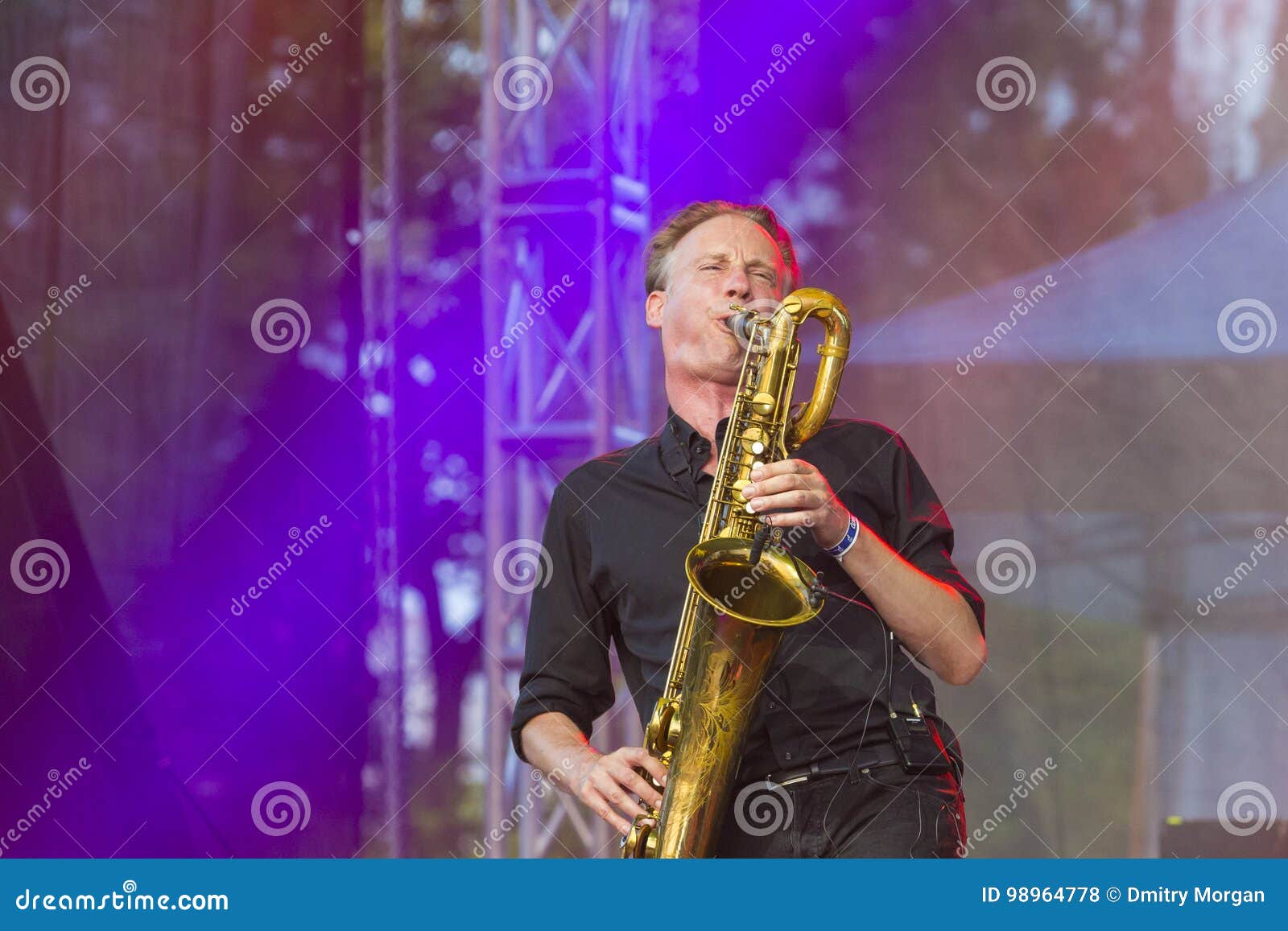 Saxofonist Stock Photos Free & Royalty-Free Stock Photos from Dreamstime