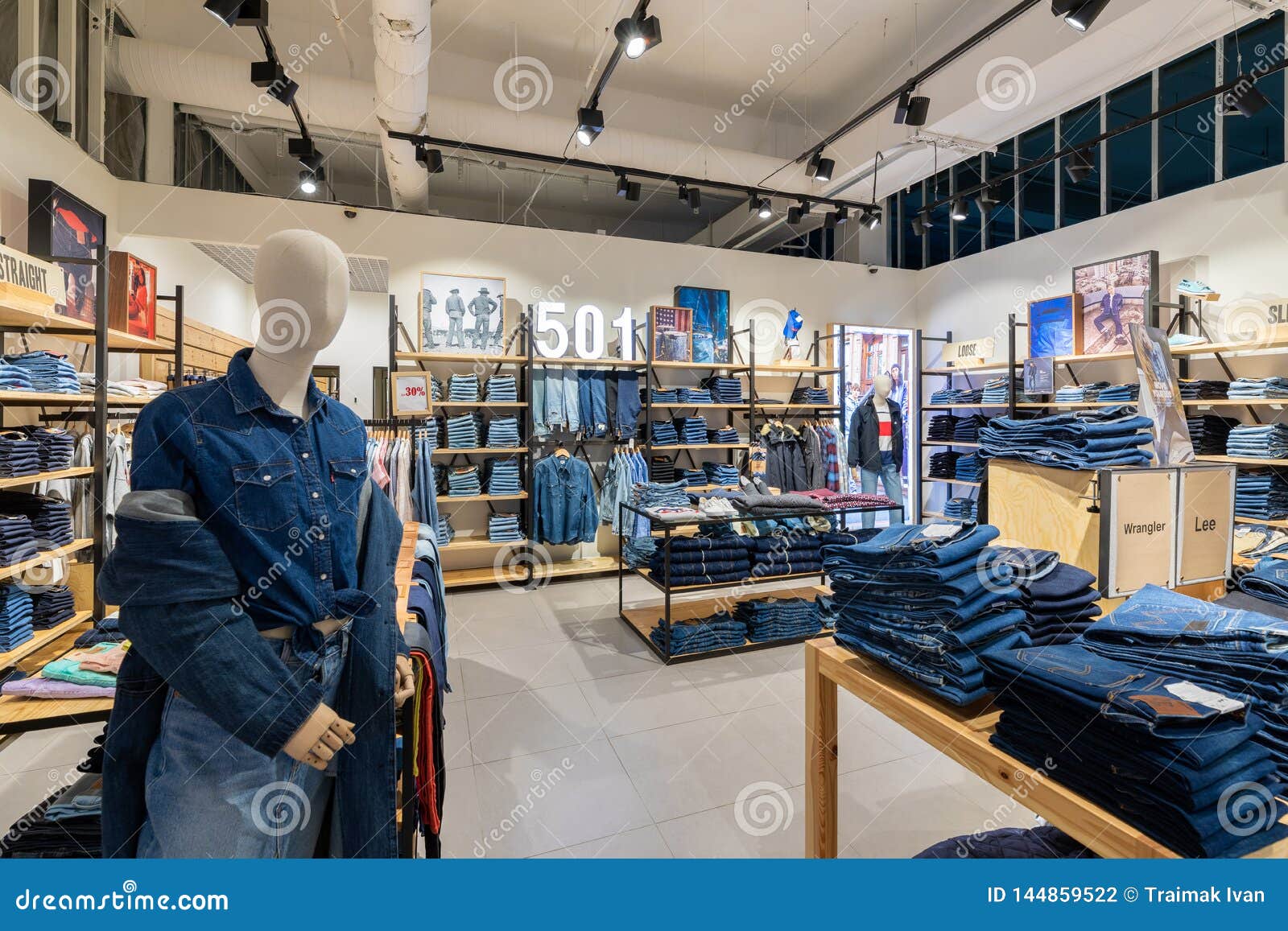 levi jeans retailers