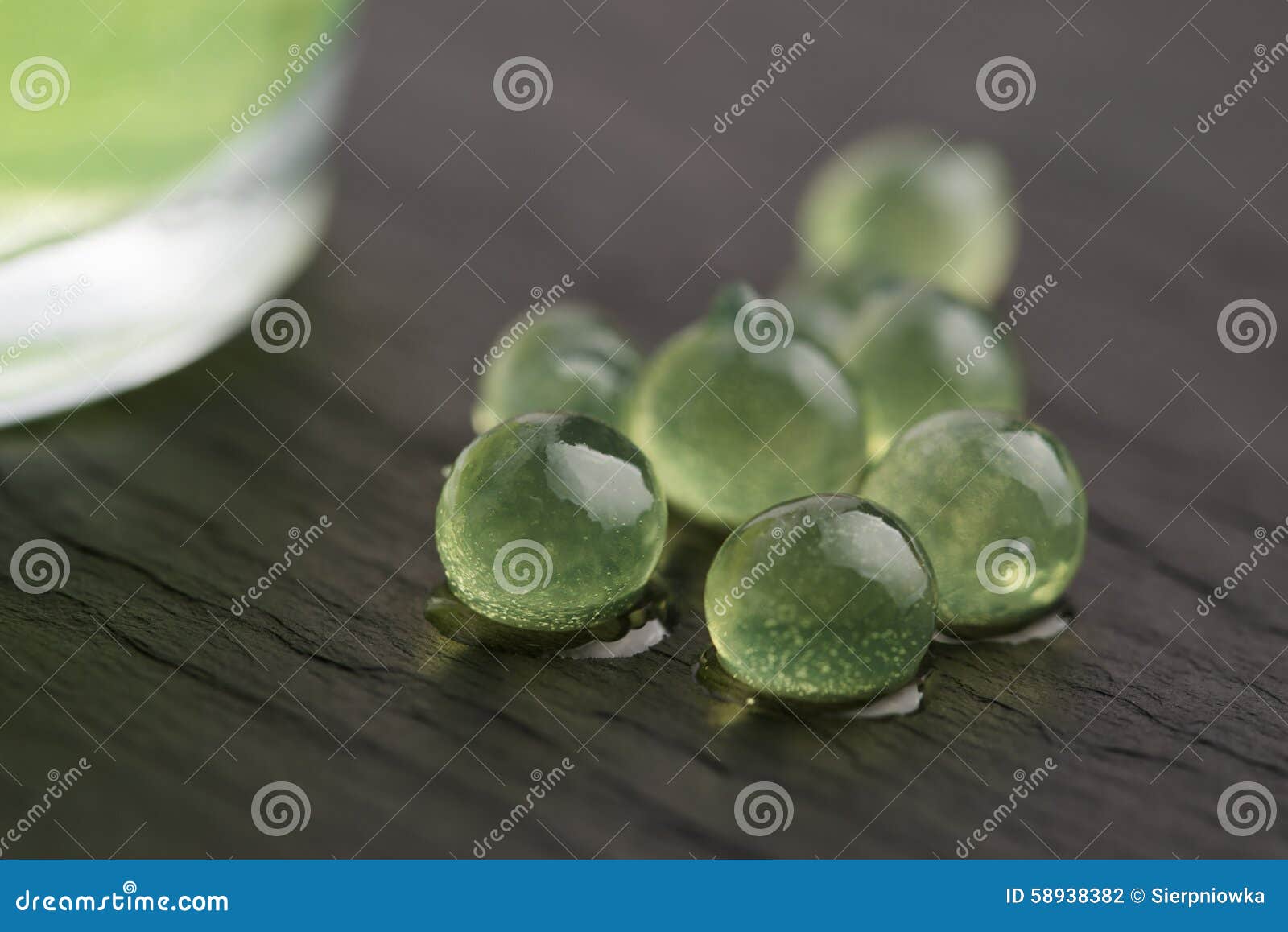 mint caviar, molecular gastronomy