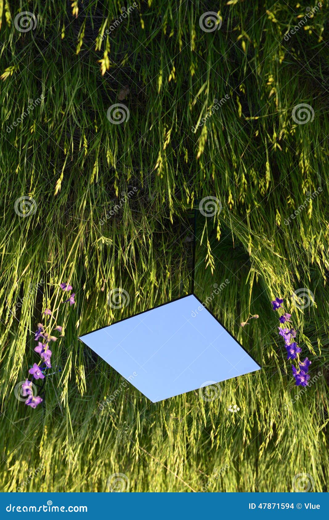 mirror cube optical illusion
