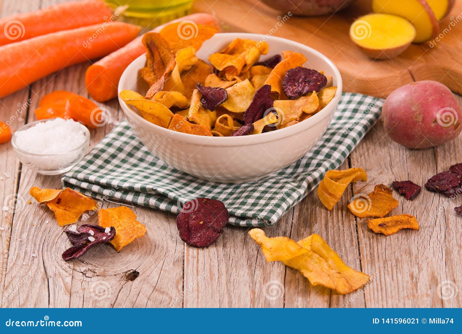 Mixed vegetable crisps. stock image. Image of culinary 141596021