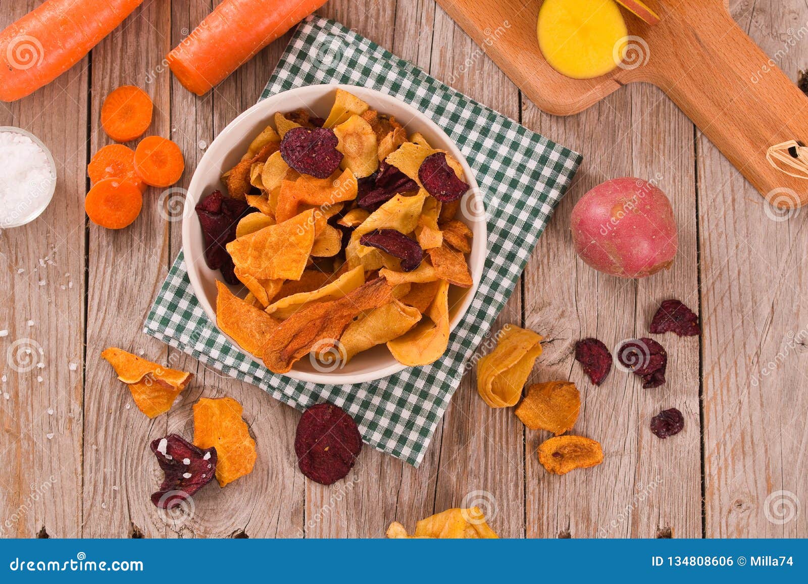 Mixed vegetable crisps. stock photo. Image of deep, fried 134808606