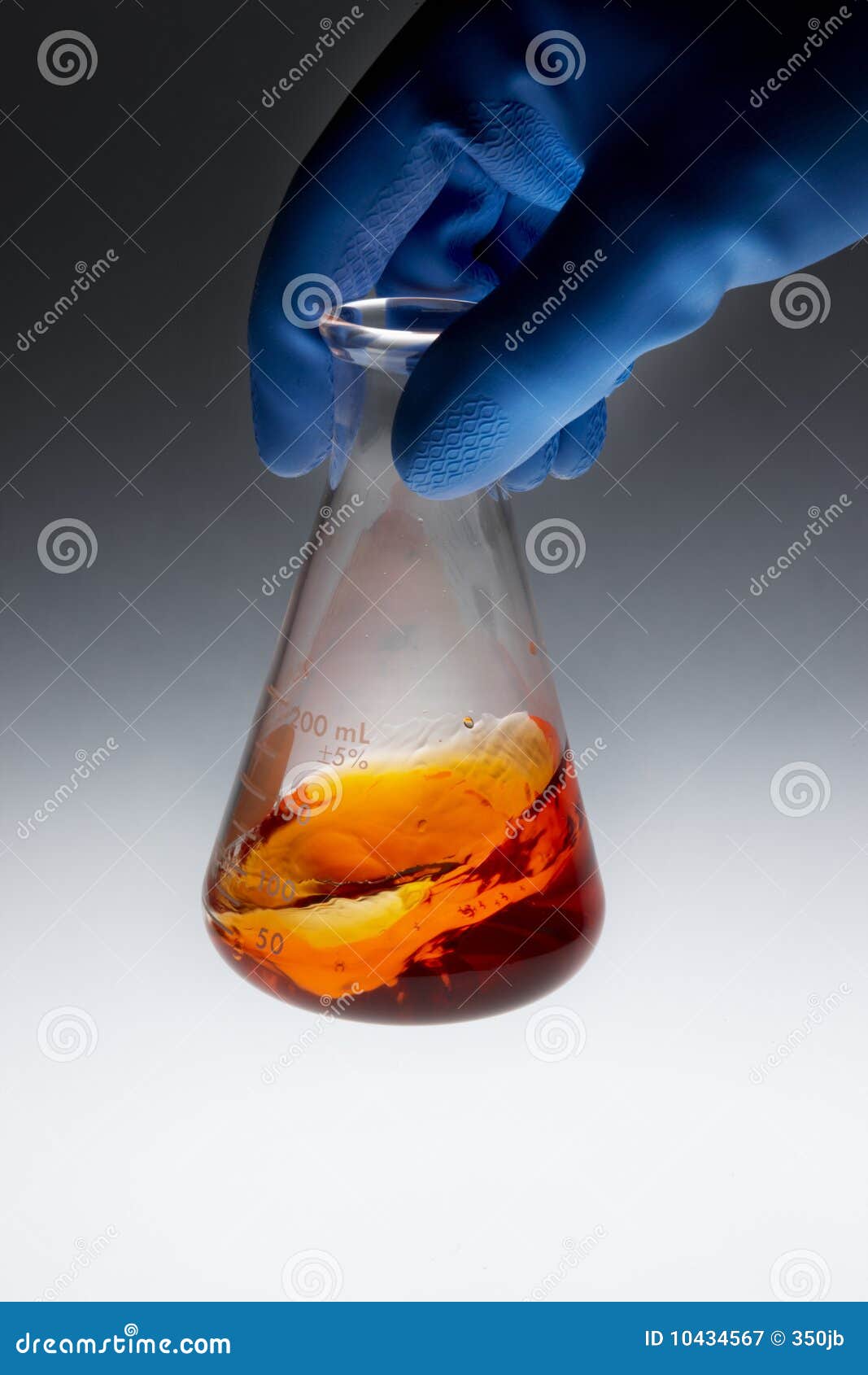 Mixing chemicals stock image. Image of chemistry, technology 10434567