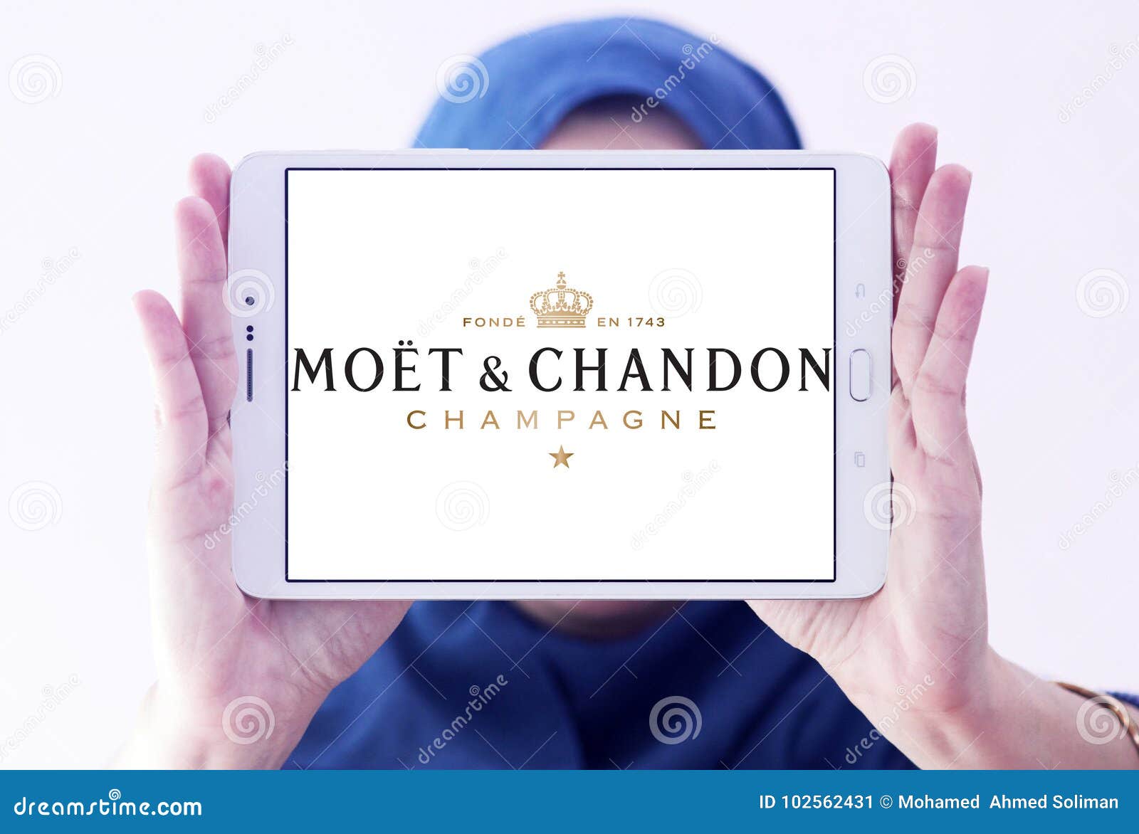 MoÃ«t & Chandon Champagne Logo Editorial Photo - Image of