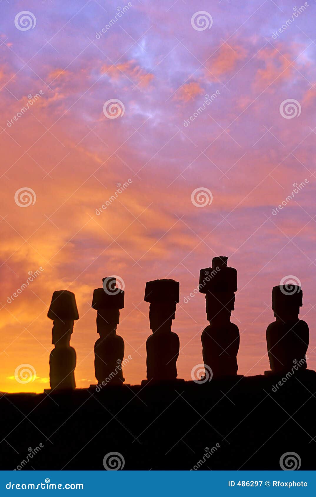 moai statues- easter island