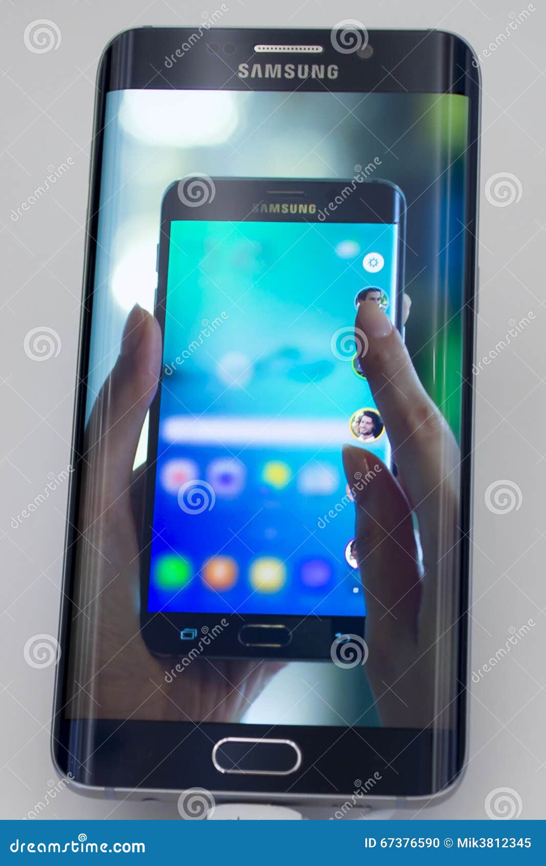 Mobile Samsung Galaxy 6 Edge Editorial Image - Image of galaxy, camera