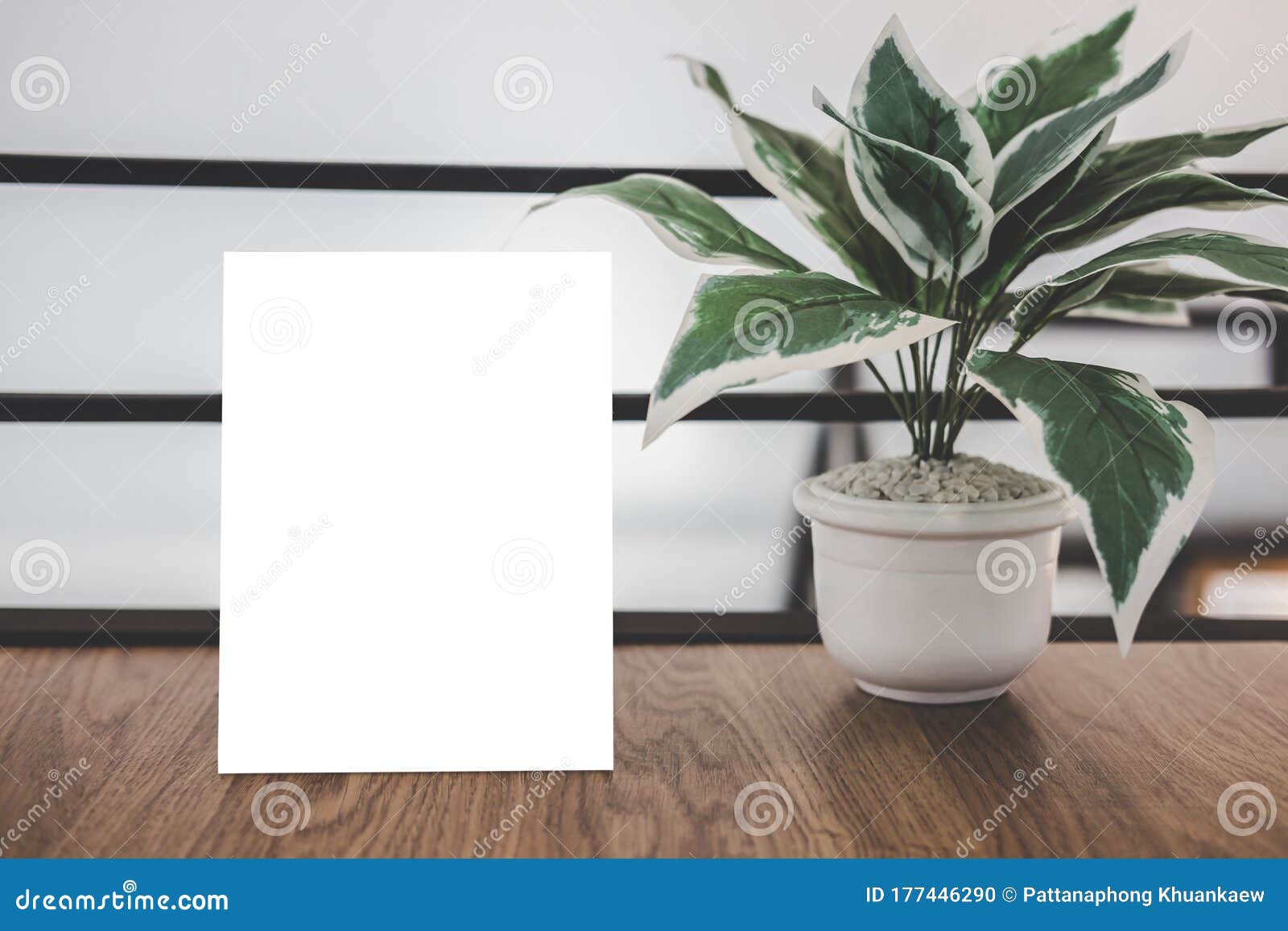 Download Mock Up Acrylic Frame Posters Pattern Template Forms Background, Blank Menu Frame On Table In ...