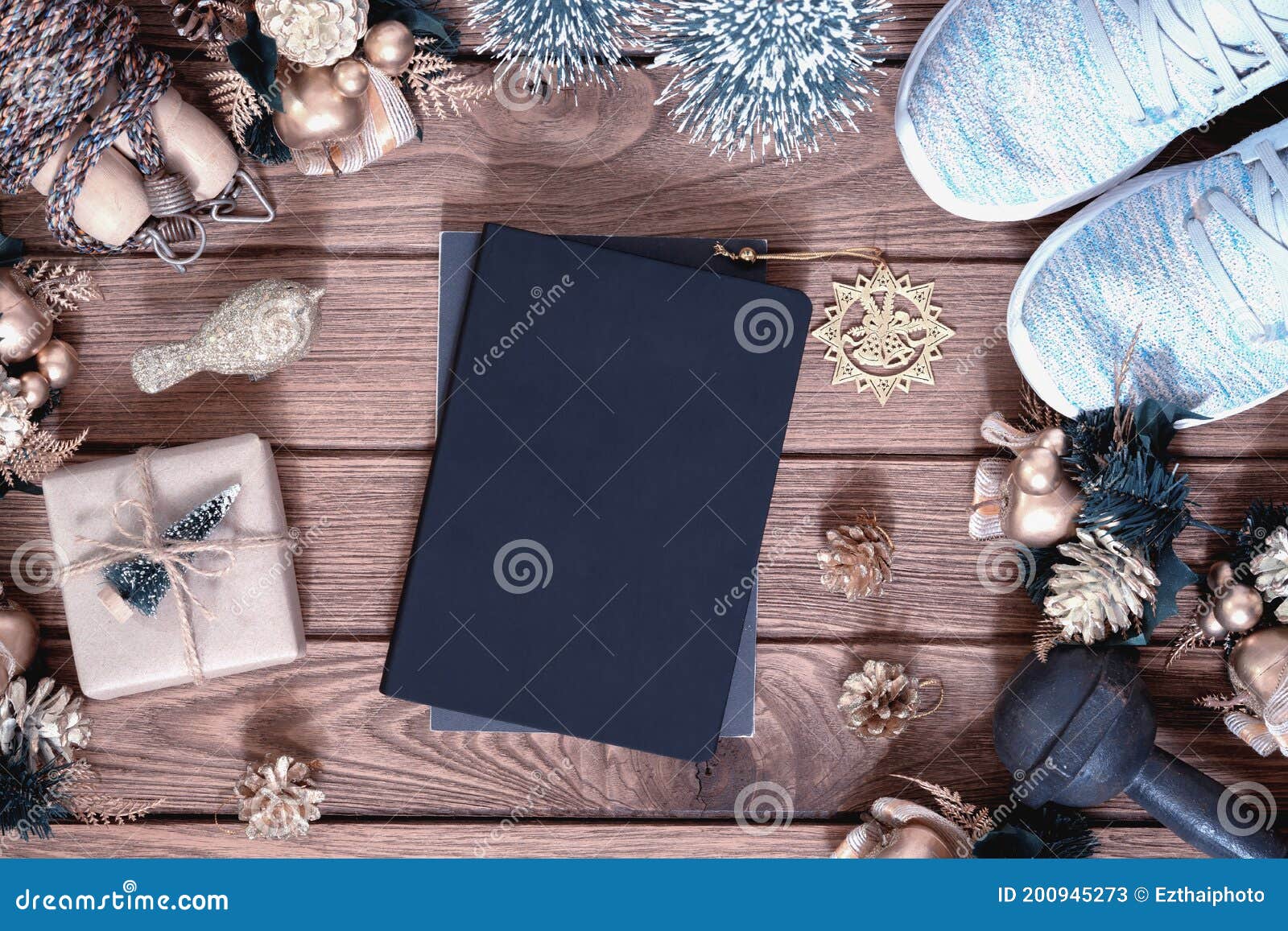 Download Mockup Blank Space Cover Book With Empty Space For New Year Resolutions Fitness Healthy Goals ...