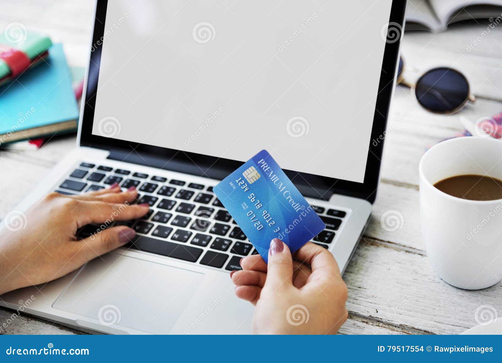 mockup copyspace credit card payment online concept