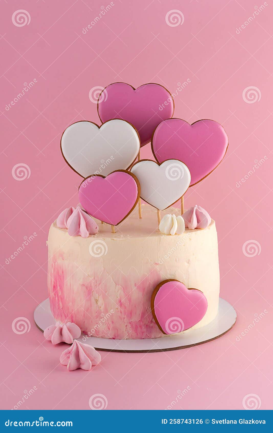FREE 10 Creative Birthday Cake Designs in PSD