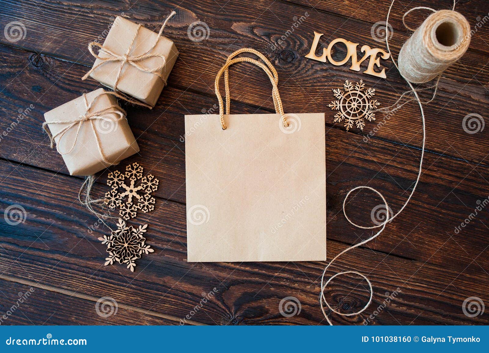 Download Mockup Paper Bag From Kraft Paper And Christmas Gift Boxes ...