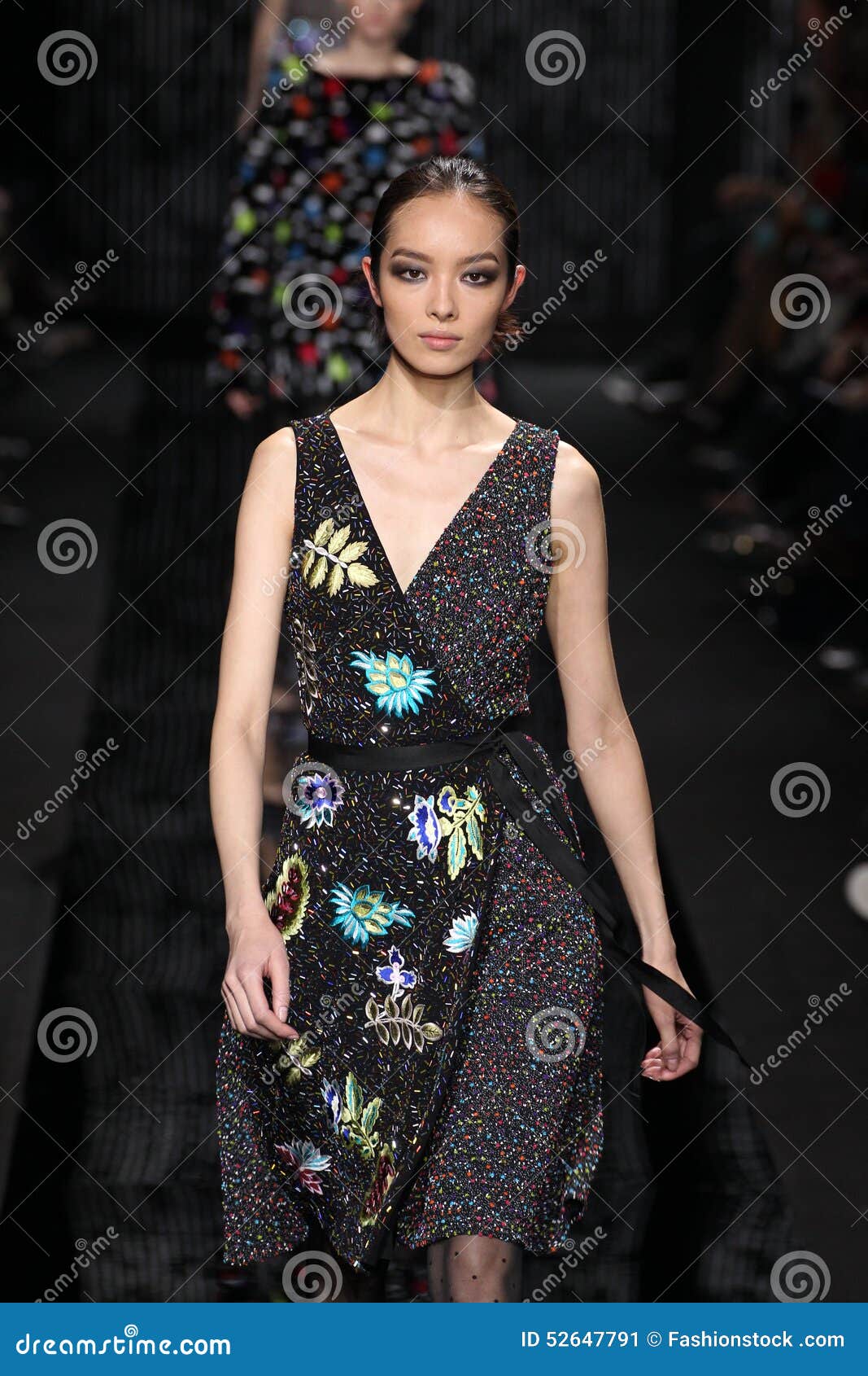 Model Fei Fei Sun Walk the Runway at the Diane Von Furstenberg Fashion ...