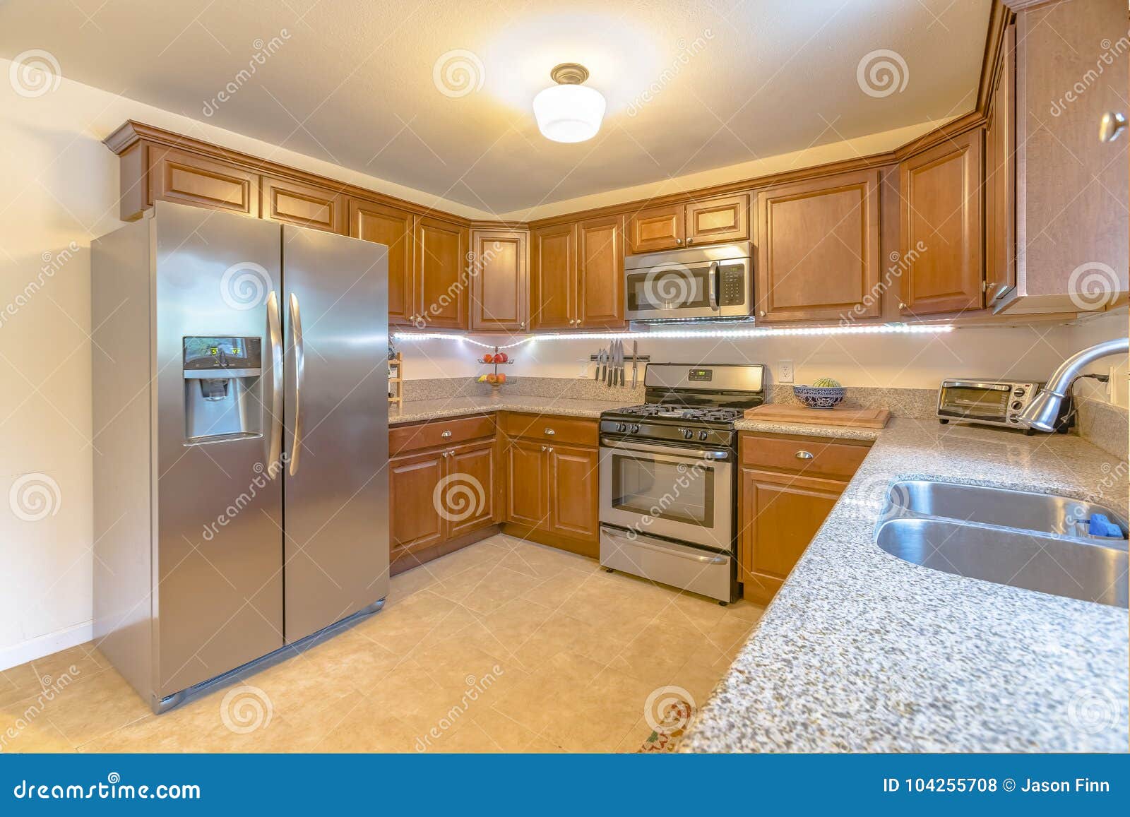 Model Home Kitchen In Southern California Ready For A Real Estate