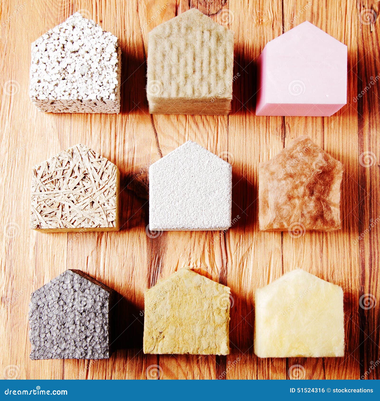 model houses with various insulation on the table