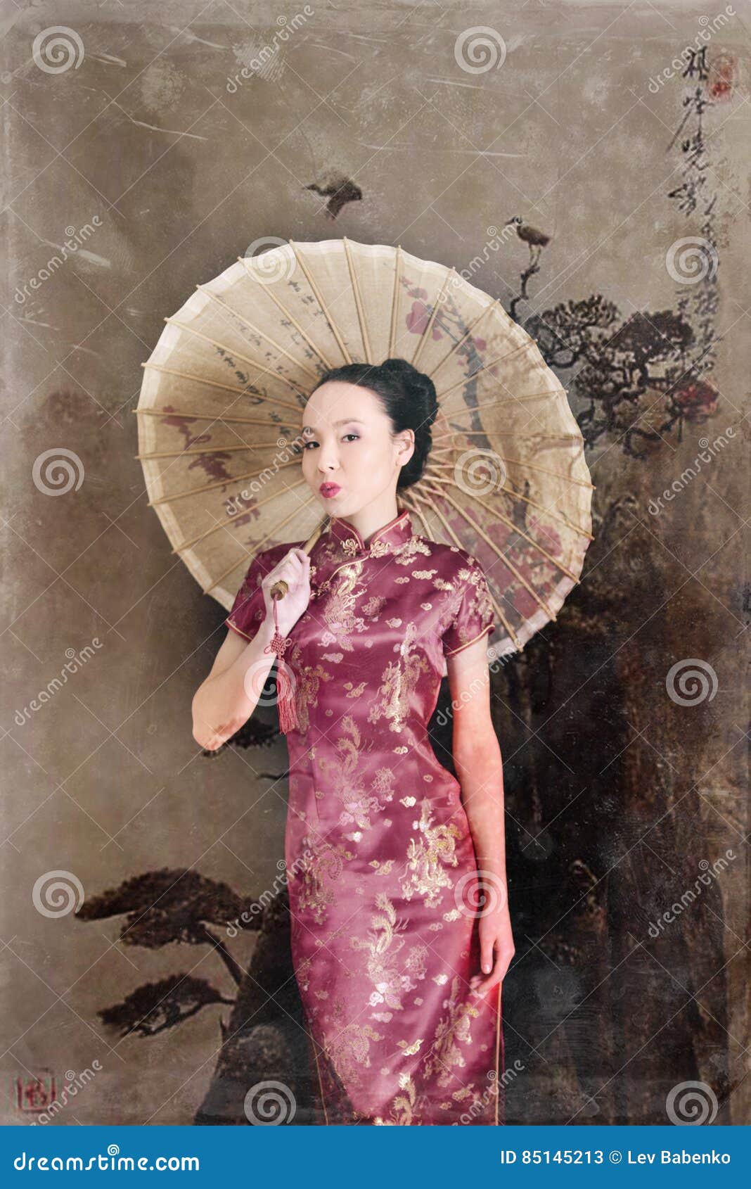 order Dial Who Model Japanese Red Dress Stands with an Umbrella. Geisha Stock Image -  Image of looking, black: 85145213