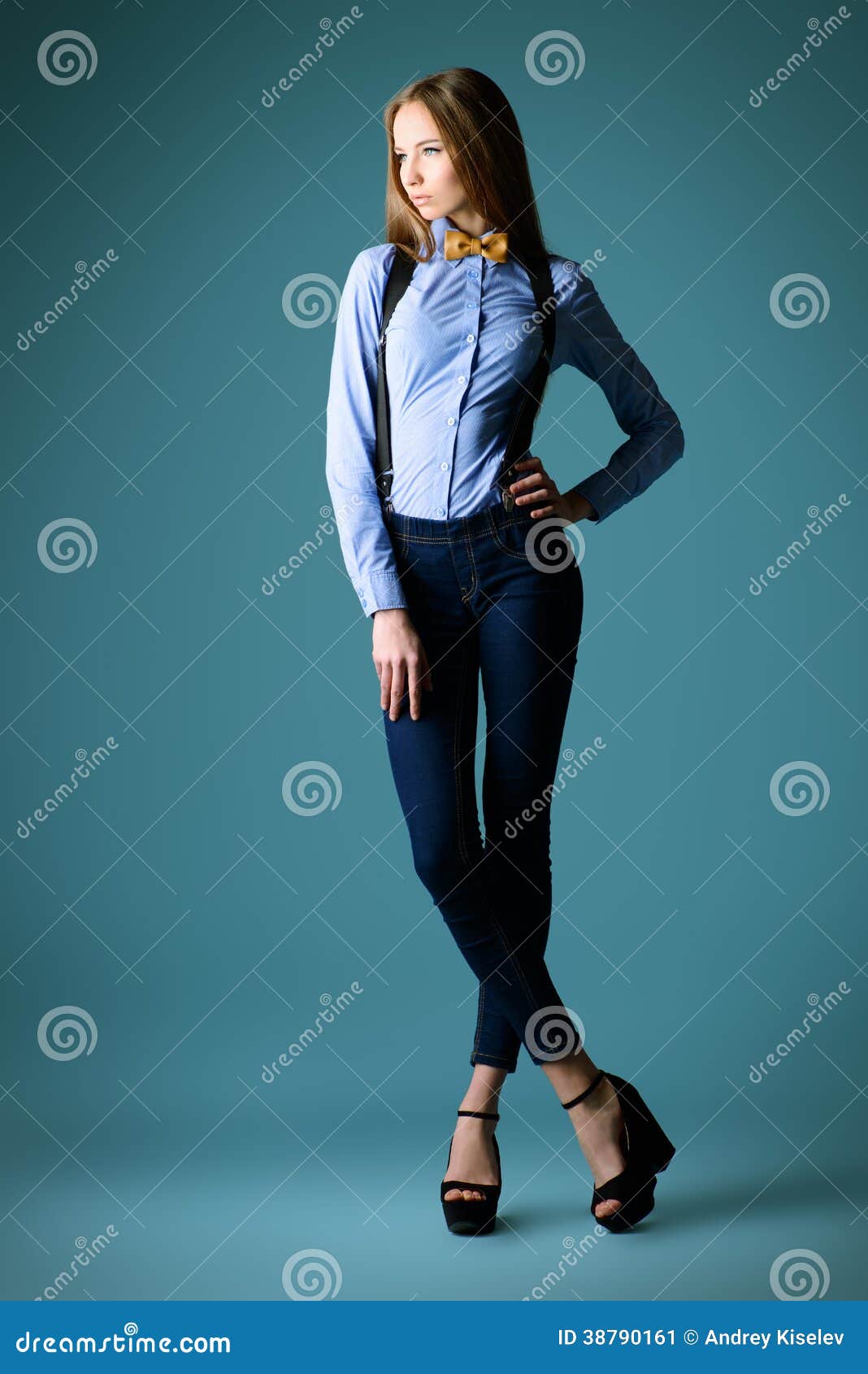 Model Posing in Studio during Classic Test Shoot Stock Image - Image of  makeup, adult: 114934669