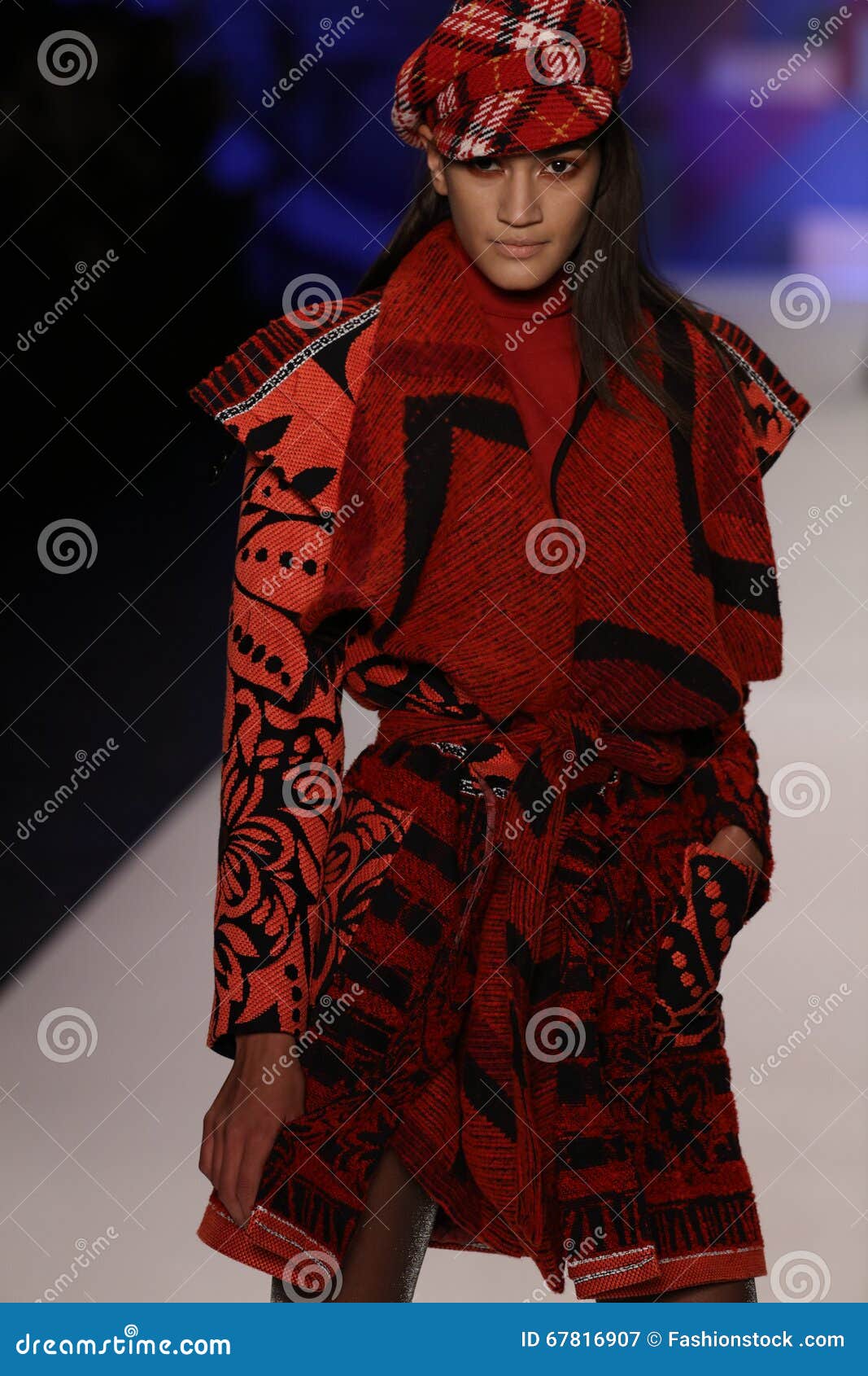 A Model Walks the Runway Wearing Desigual Fall 2016 Editorial ...