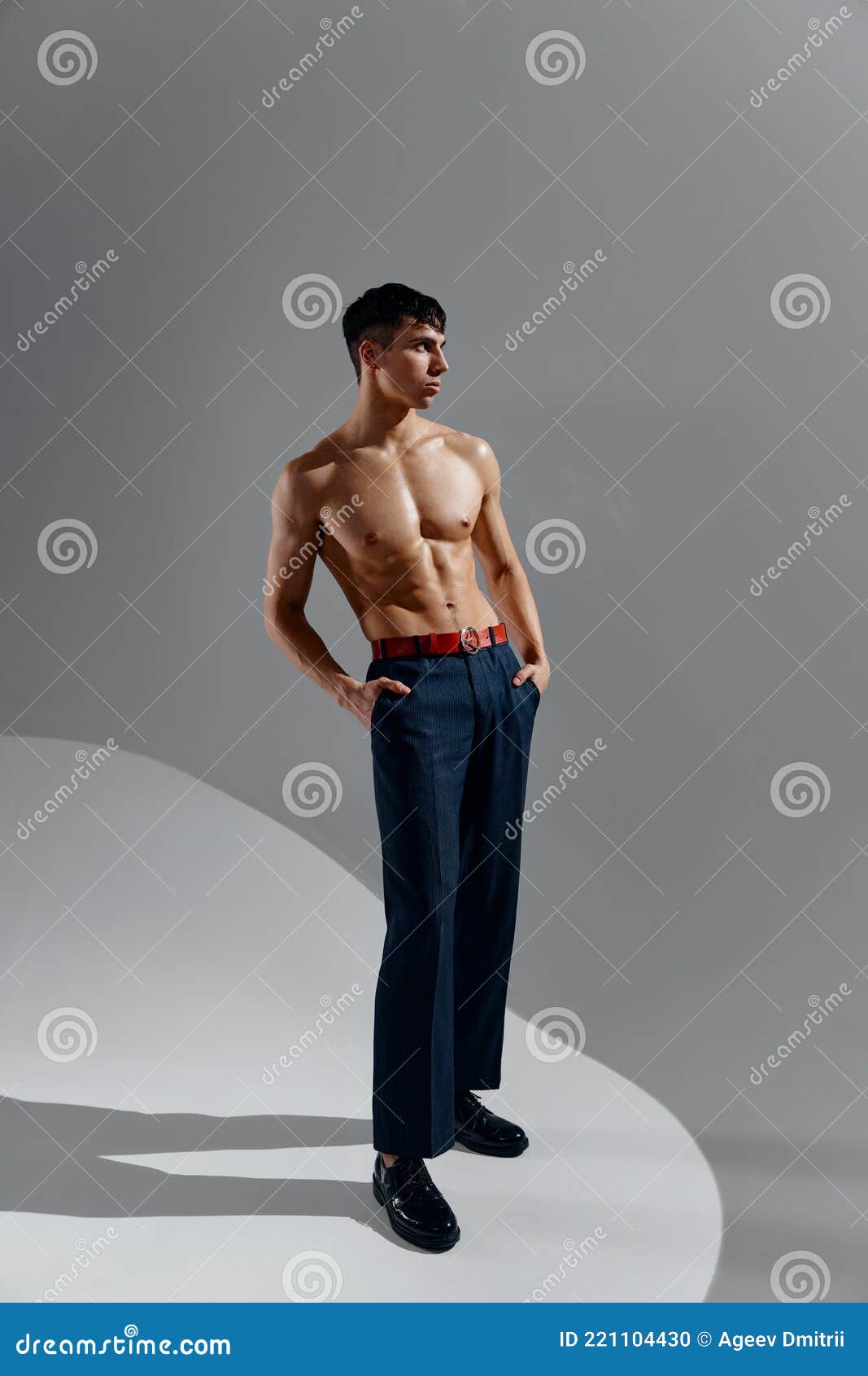 Corpos masculinos nus