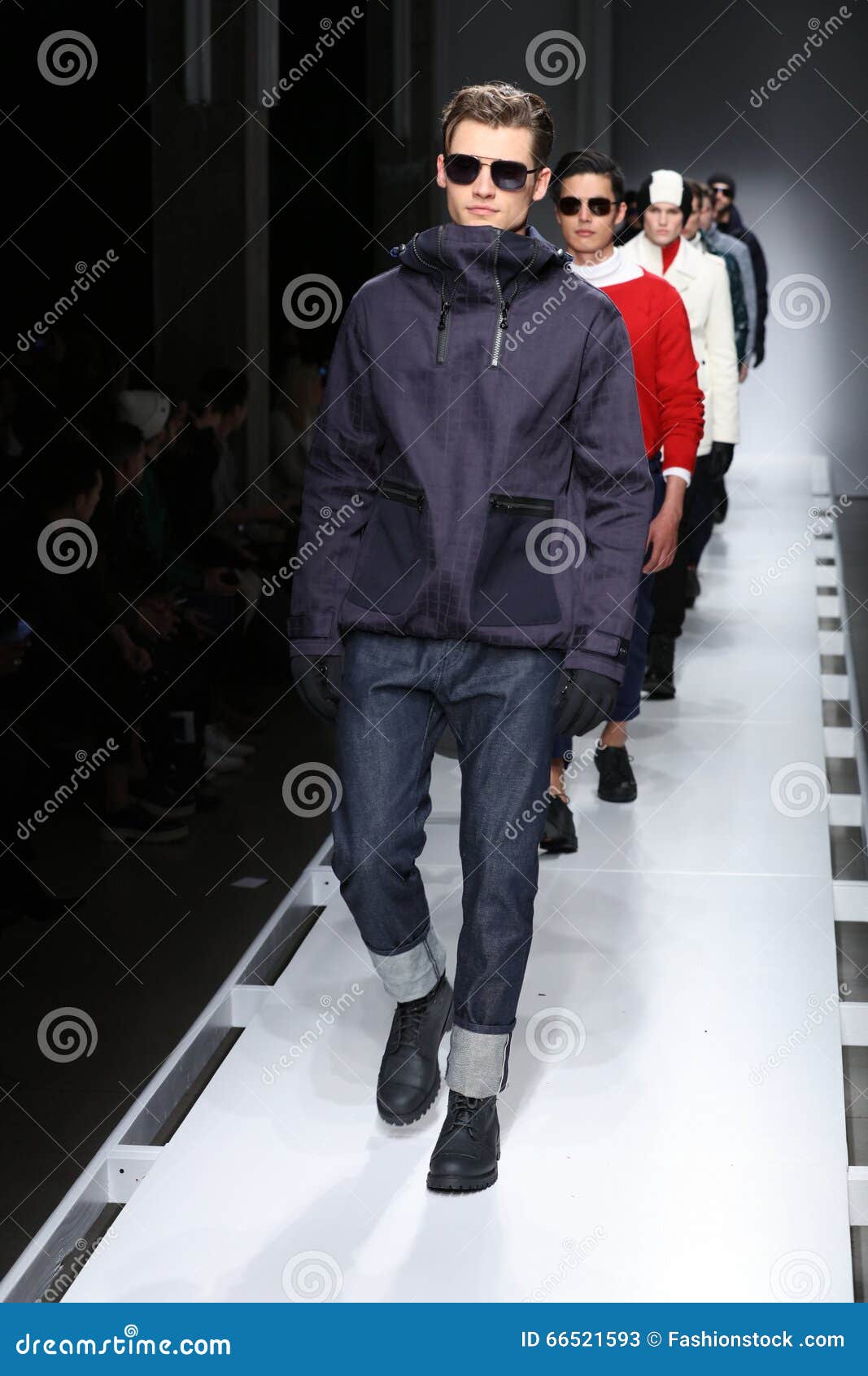Models Walk the Runway Finale at the Nautica Men S Fall 2016 Fashion Show  Editorial Stock Photo - Image of york, wear: 66521593