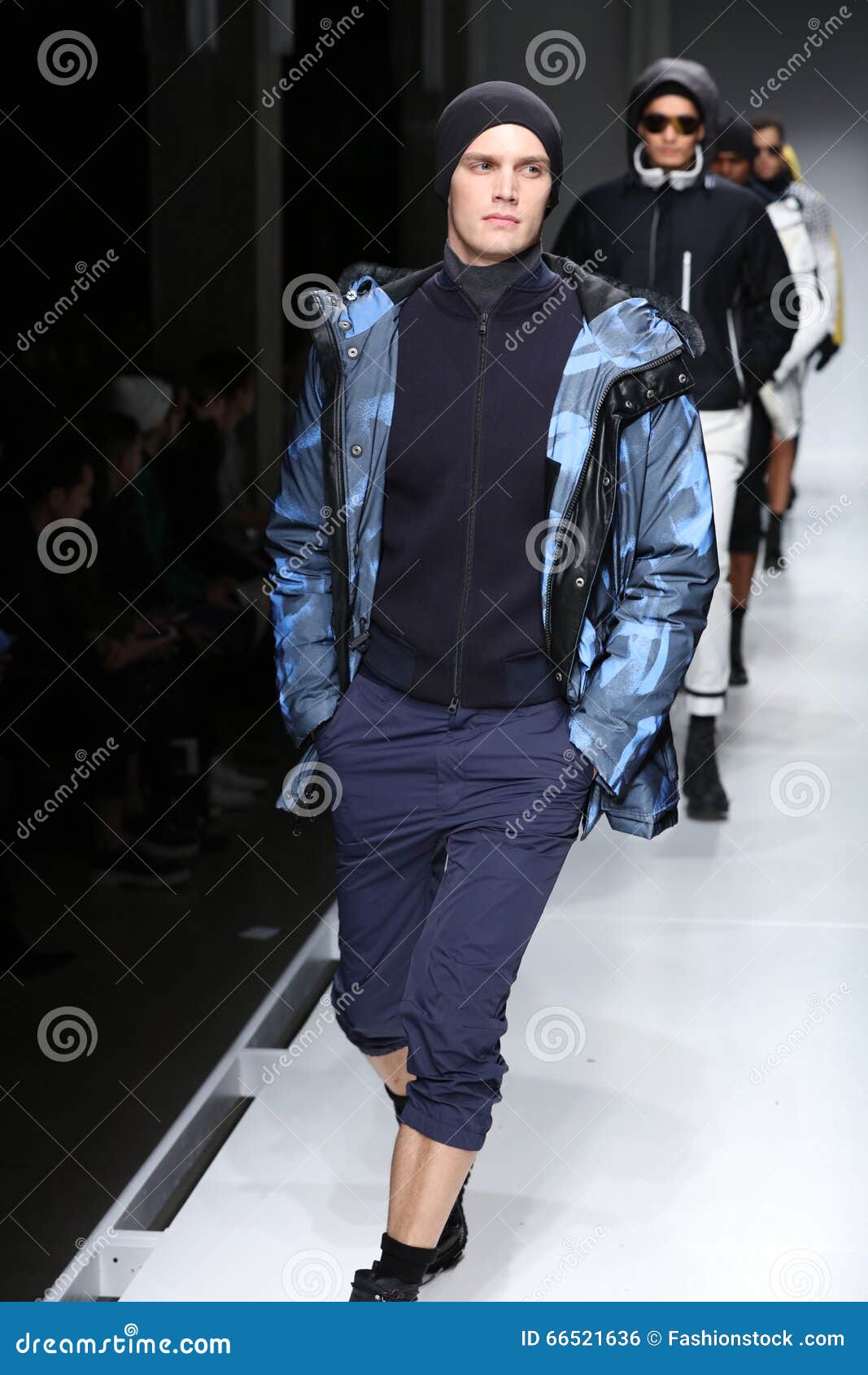 Models Walk the Runway Finale at the Nautica Men S Fall 2016 Fashion ...