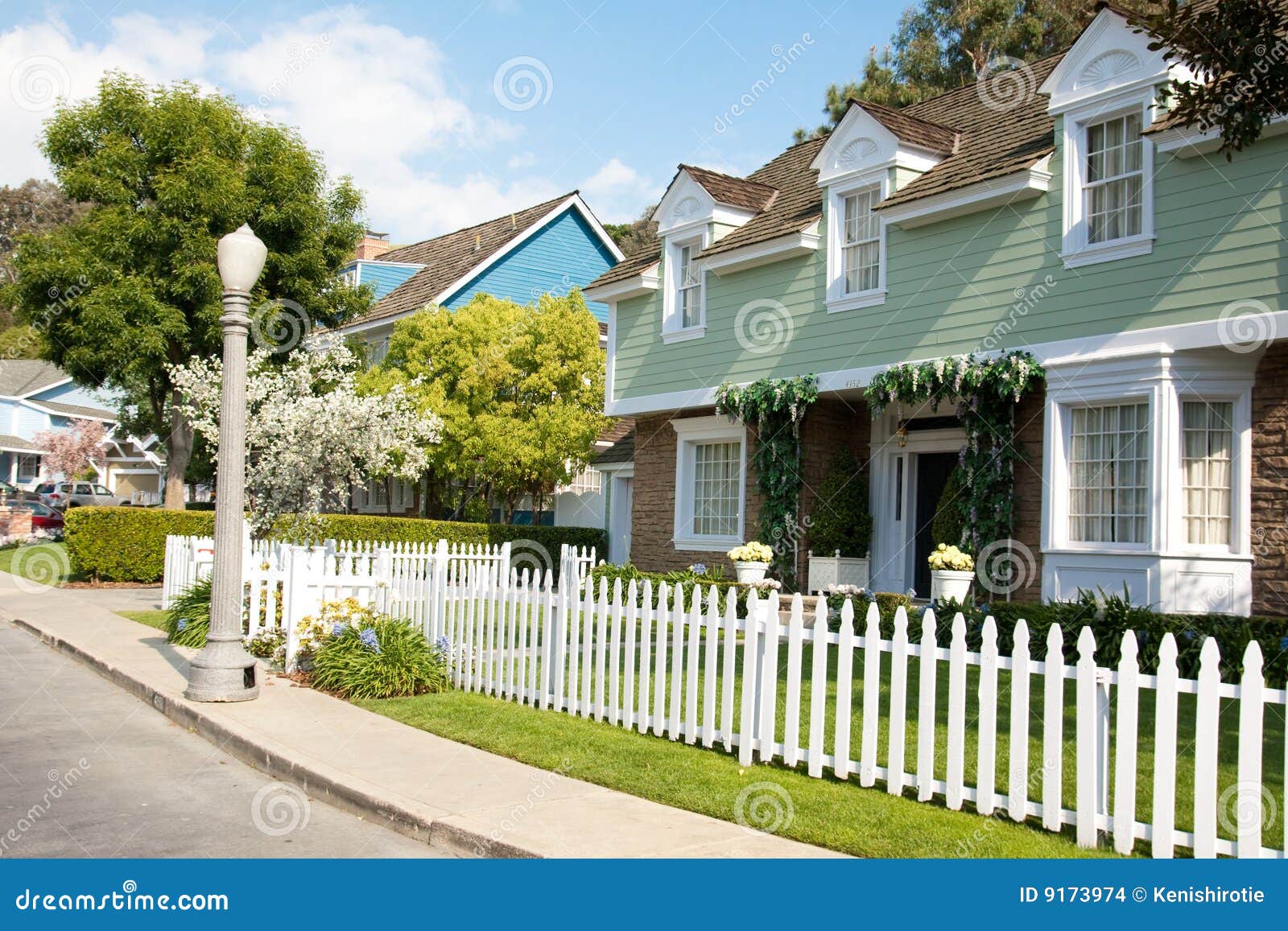 Modern American House stock photo. Image of estate, roof 9173974