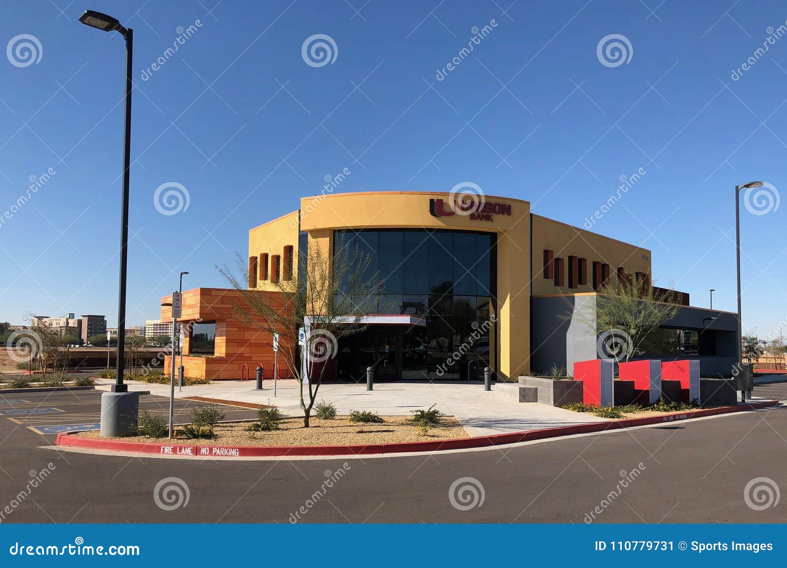 Modern Design of a Bank in Gilbert Arizona. Editorial Photo Image of
