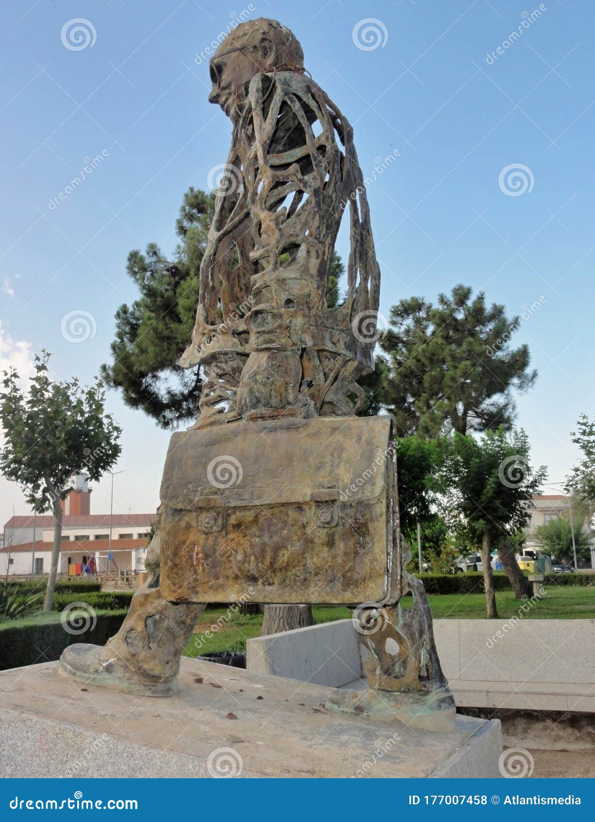 statue of juan benito cuevas lozano to the cure of entrerrios