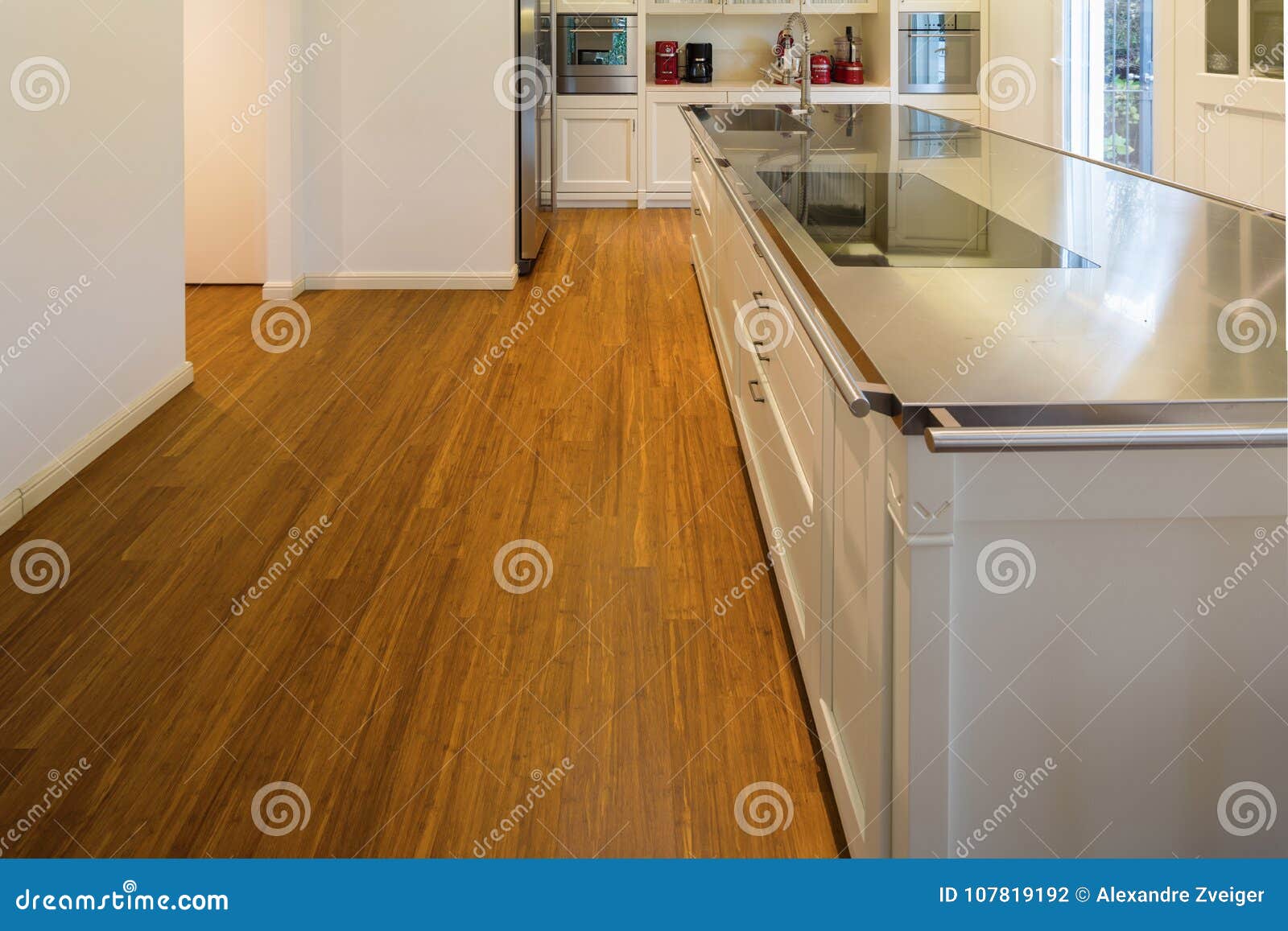 modern-beautiful-kitchen-parquet-design-house-modern-cream-kitchen-107819192.jpg