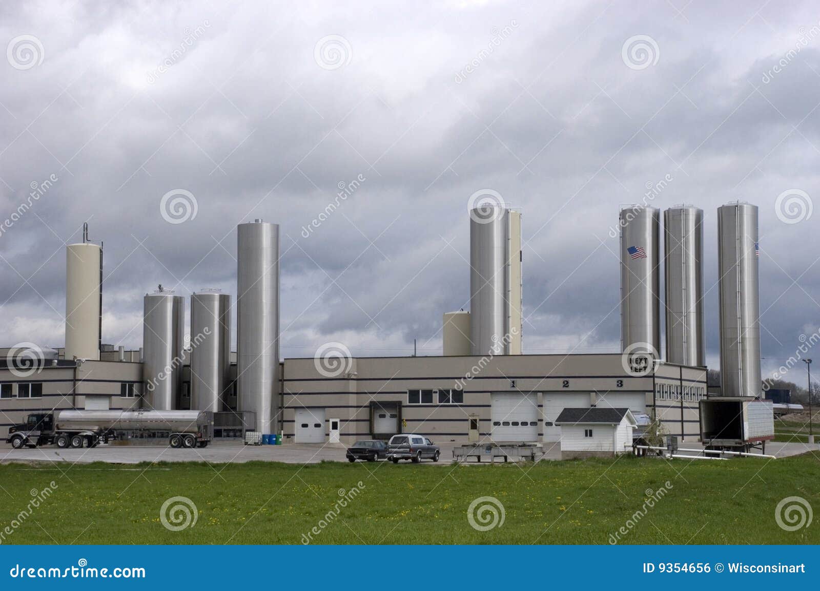 modern cheese factory industrial plant