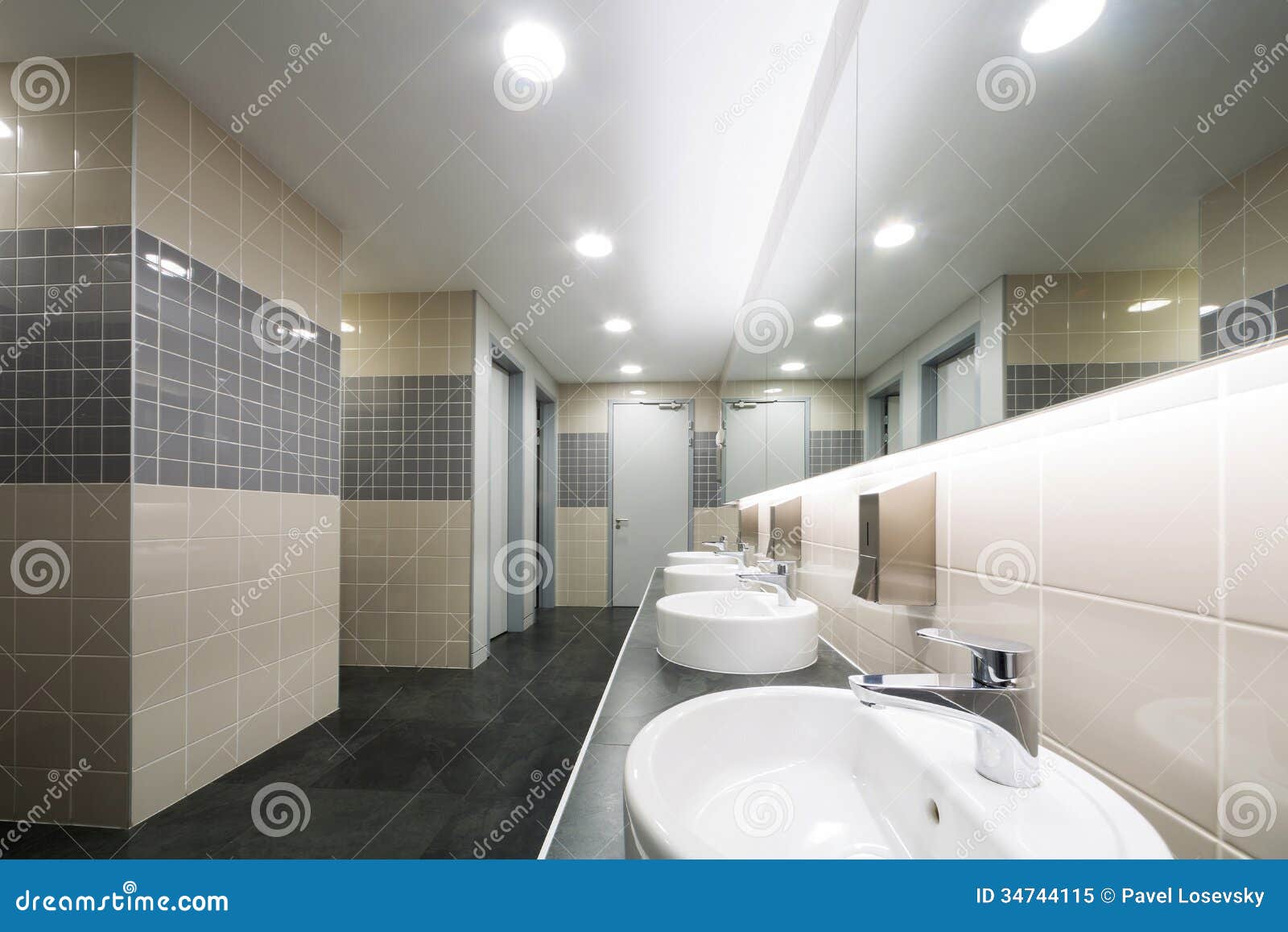 Modern clean toilet stock image. Image of restroom, porcelain 34744115