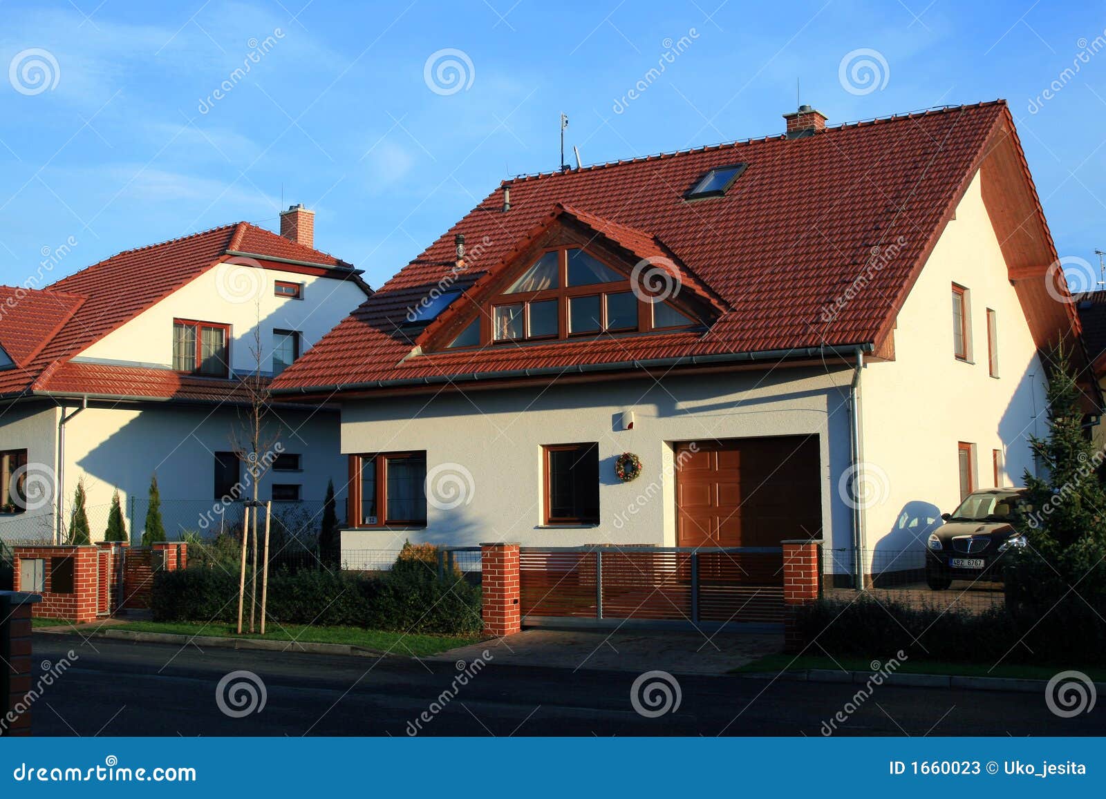 Modern Family house stock image. Image of district, architecture 1660023