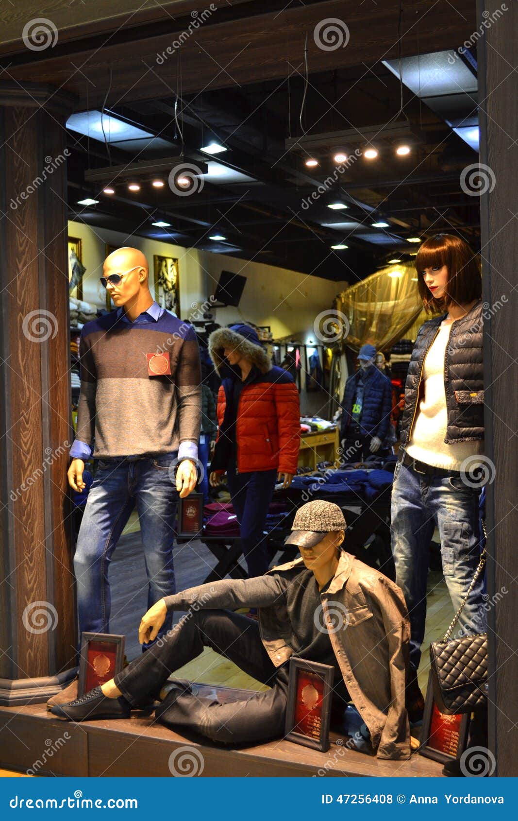 Interior Of A Store Selling Womens Clothes And Accessories Stock Photo -  Download Image Now - iStock