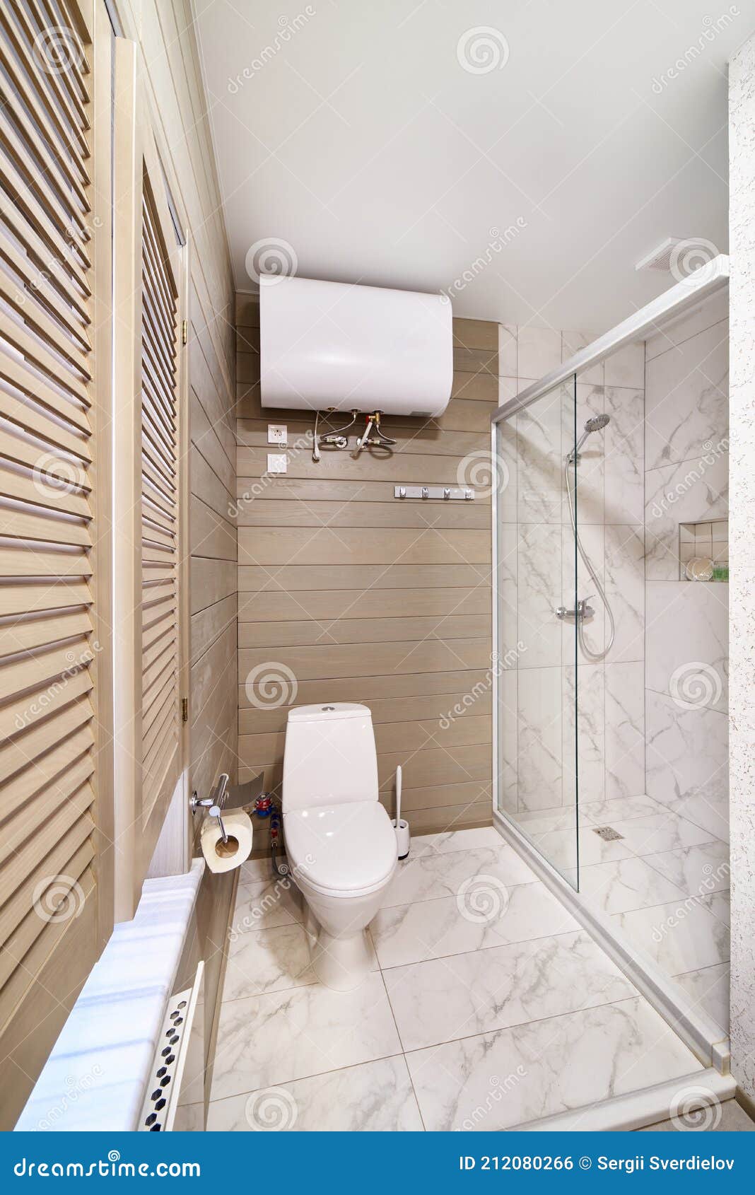 Kruiden Andrew Halliday viel Modern Flush Toilet or WC in Small Bathroom with Push Button Flush Stock  Photo - Image of hygiene, ceramic: 212080266