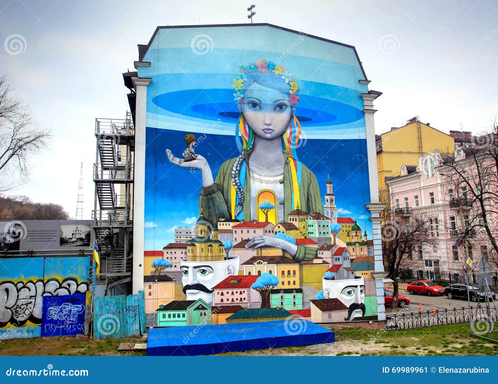 Modern Graffiti Art in Kiev, Ukraine Editorial Photo - Image of urban ...
