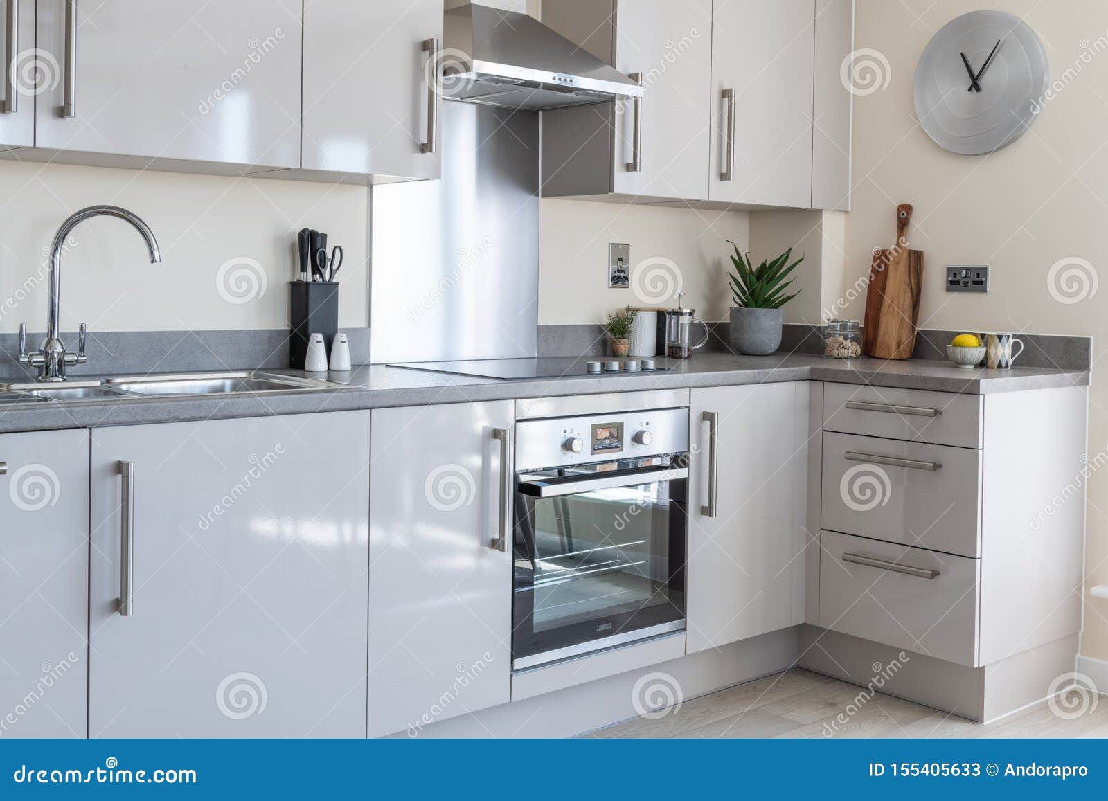 Modern Kitchen stock image. Image of plant, beige, cooking 155405633