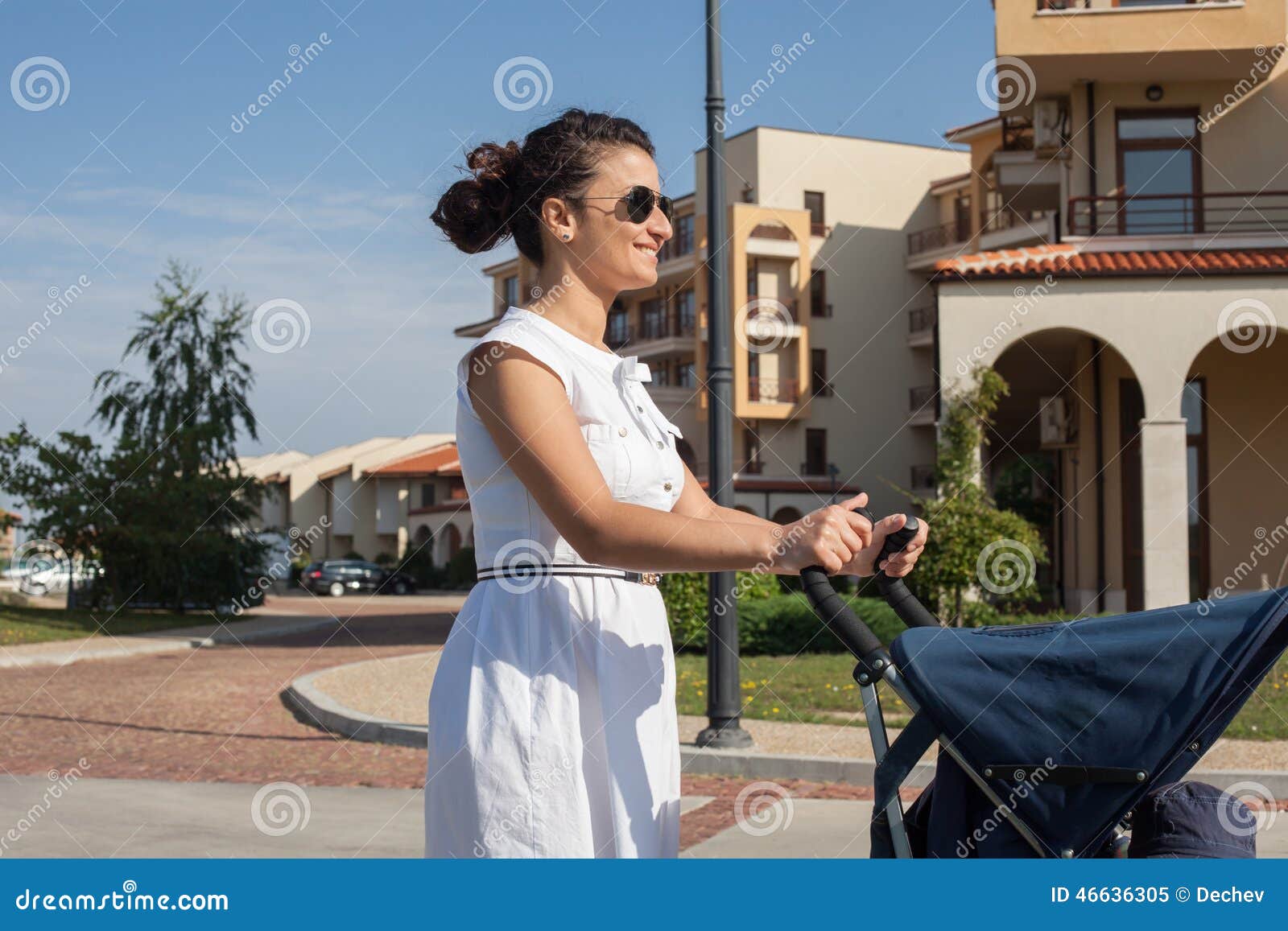 city street stroller