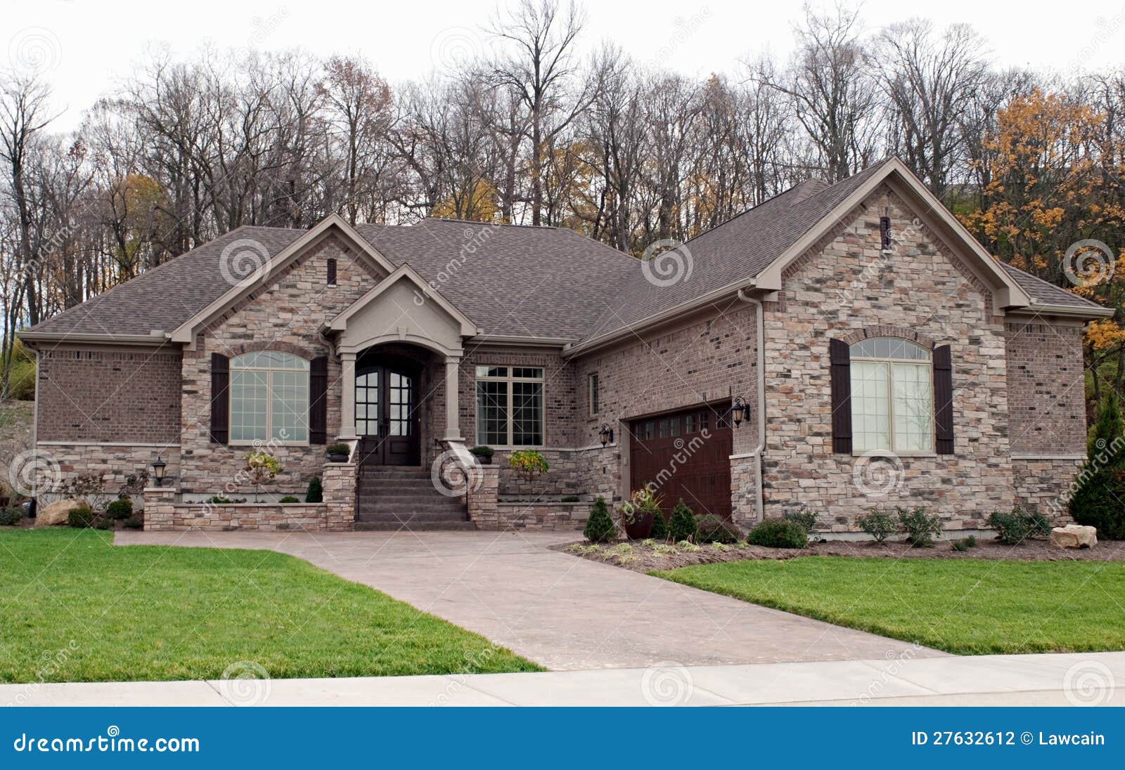 Modern Stone House Stock Photography - Image: 27632612