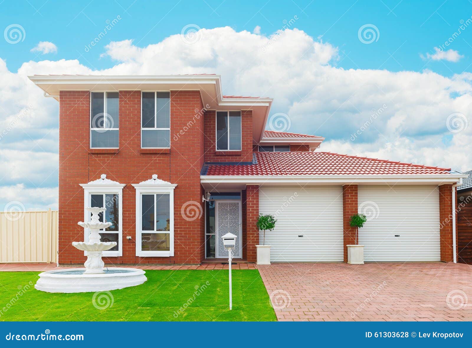 Modern Suburban House stock photo. Image of fountain - 61303628