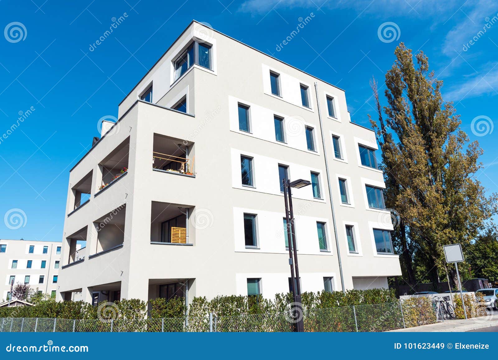 Modern White Townhouse In Berlin Stock Image Image Of Condo Luxury