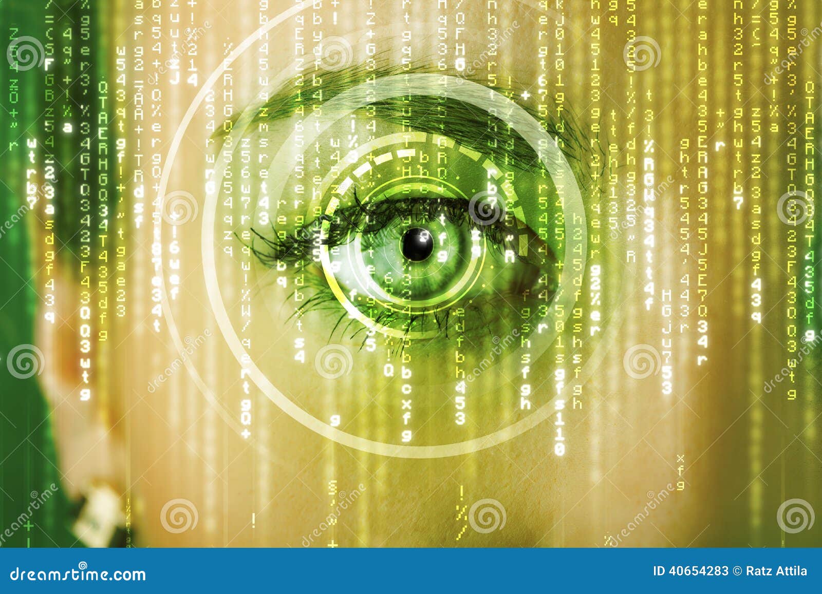 Moderne Cyberfrau Mit Matrixauge Stockbild Bild von hintergrund