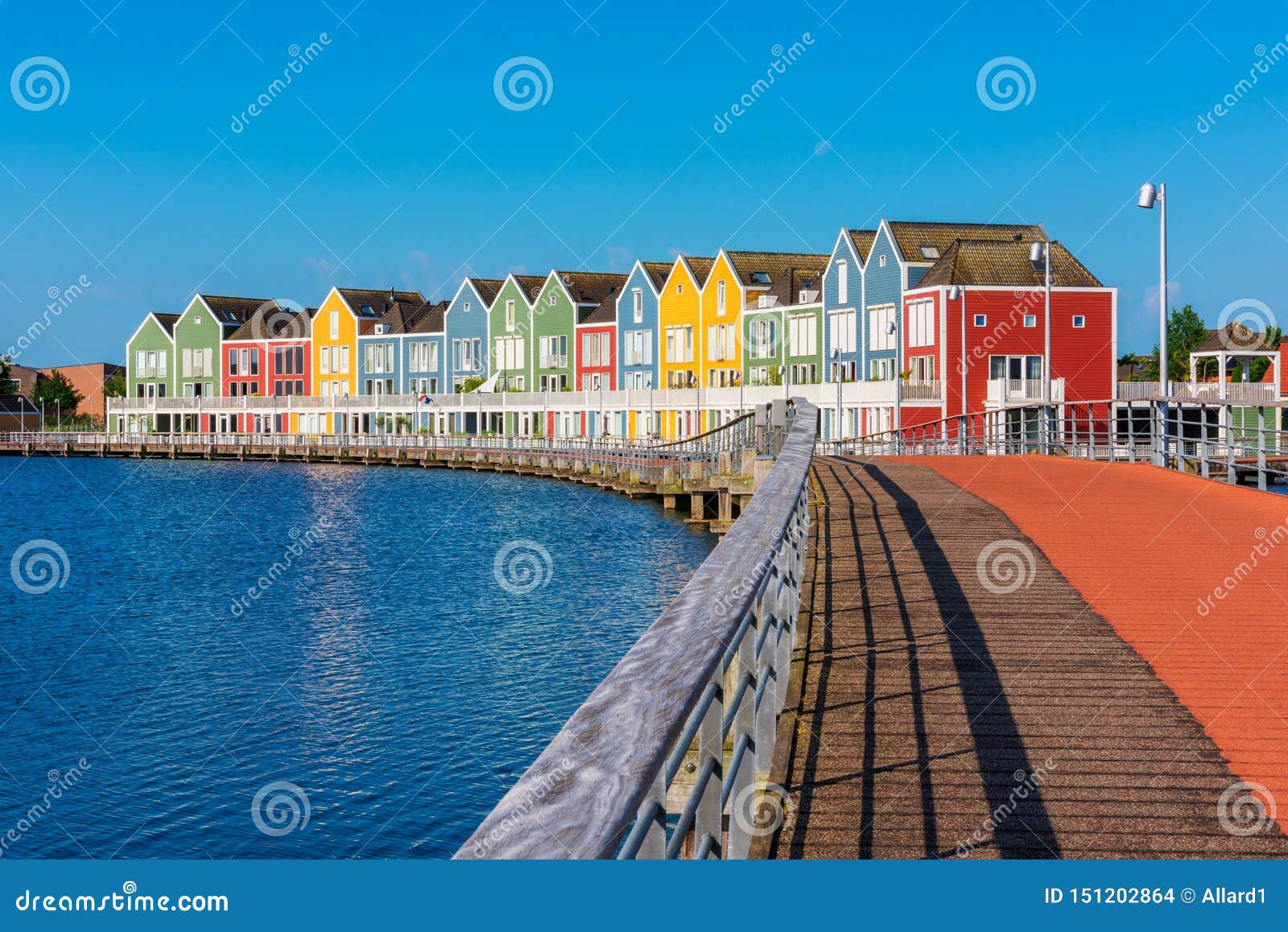 Moderne Multi Gekleurde Huizen in Houten Nederland Stock Foto Image of gevel, architectuur
